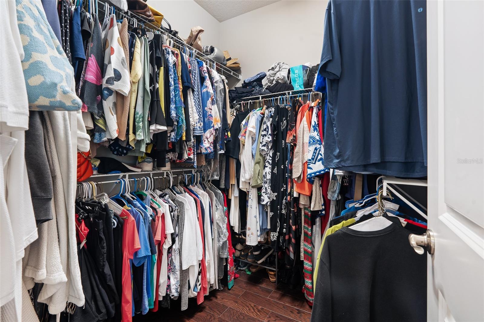 Image 30 of 46 For 823 Creekwood Drive