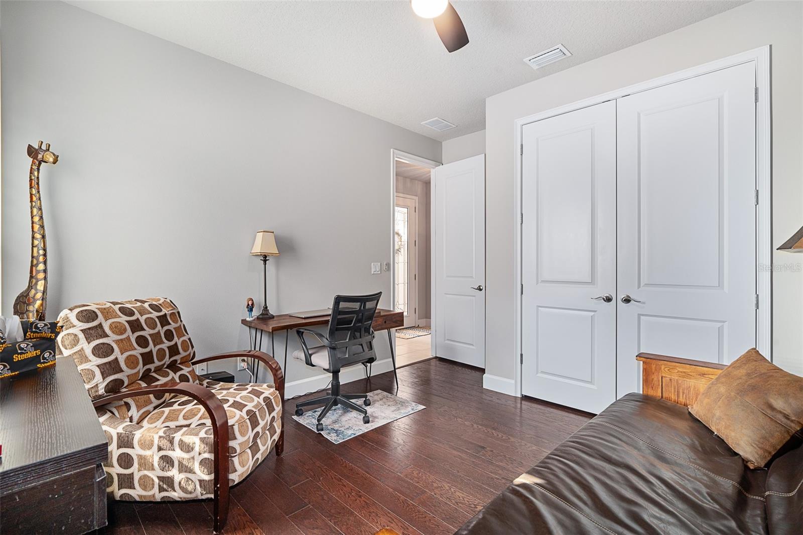 Image 36 of 46 For 823 Creekwood Drive