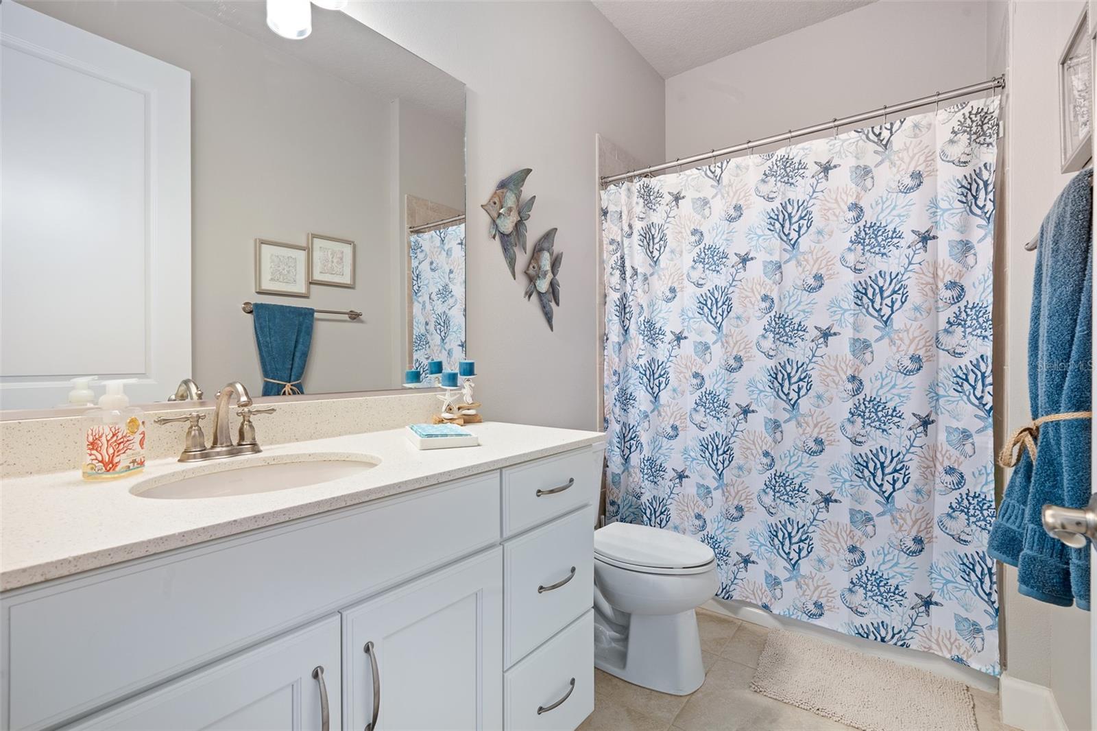 Image 37 of 46 For 823 Creekwood Drive