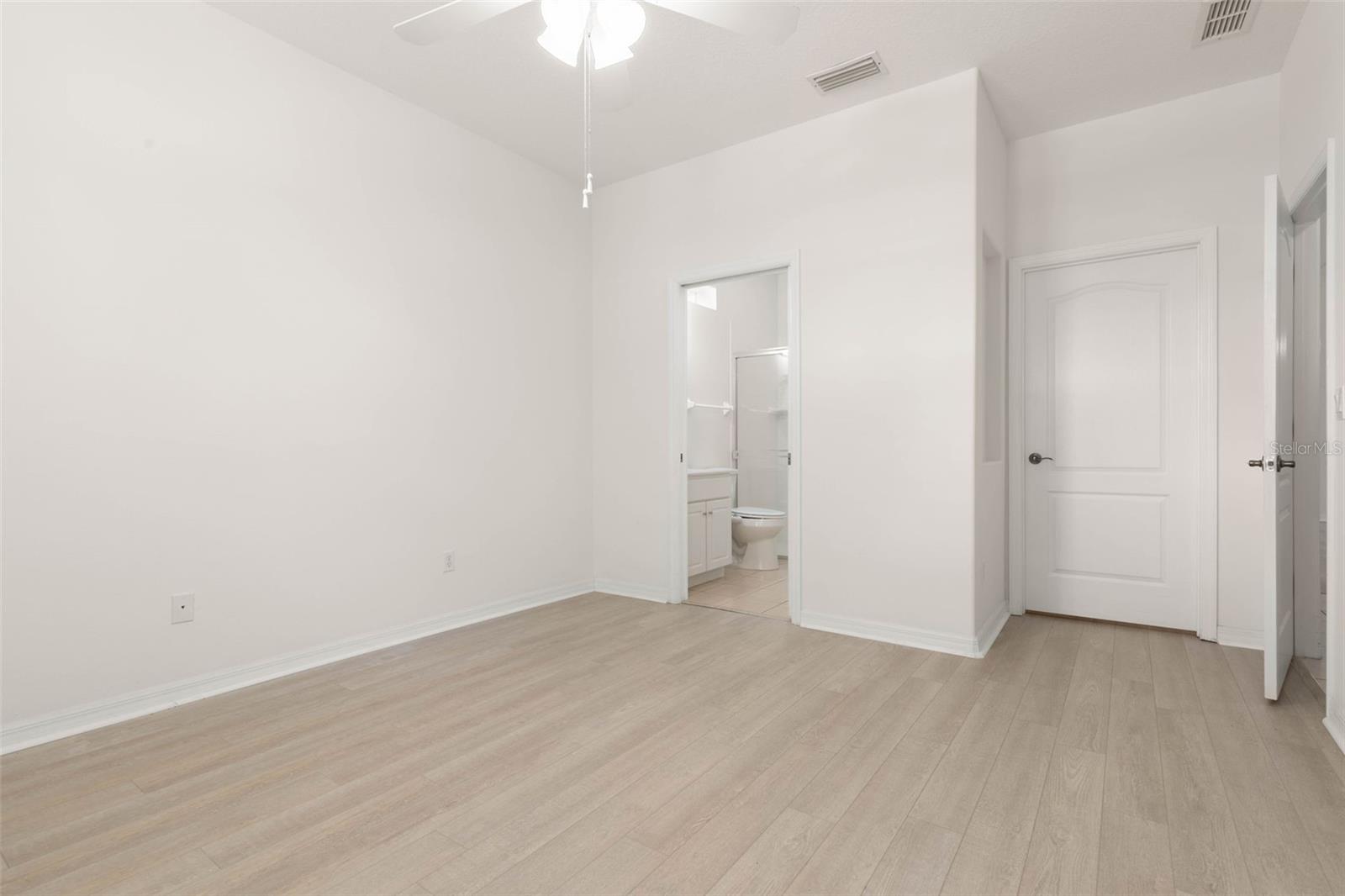 Image 19 of 50 For 67 Veranda Way