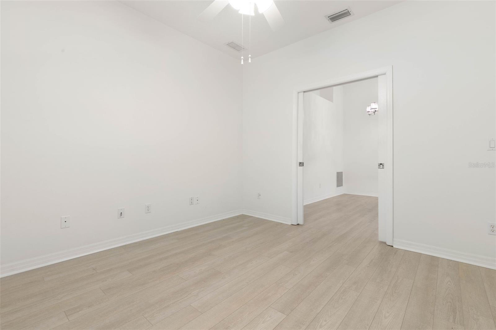 Image 24 of 50 For 67 Veranda Way