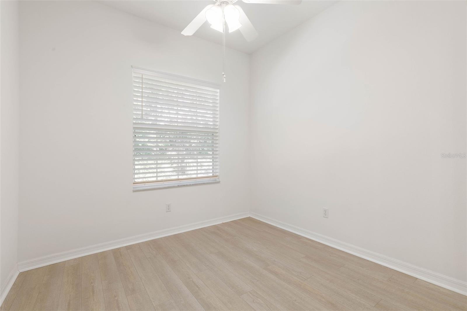 Image 25 of 50 For 67 Veranda Way