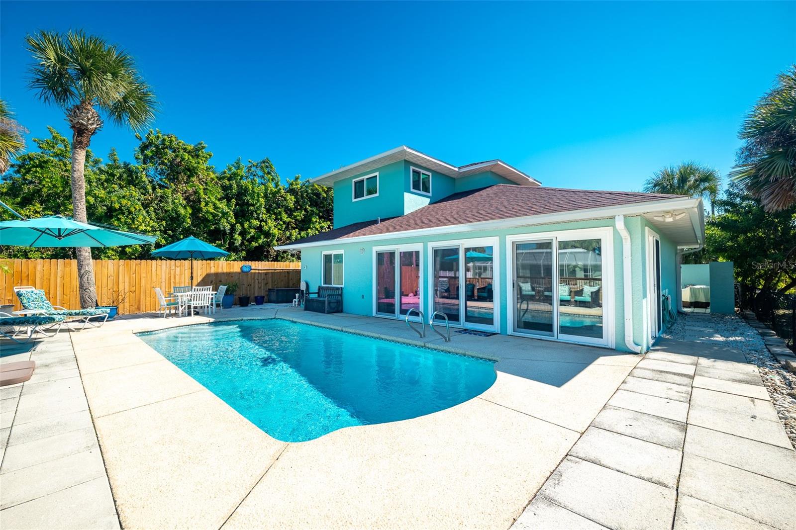 Image 26 of 45 For 323 10th Street