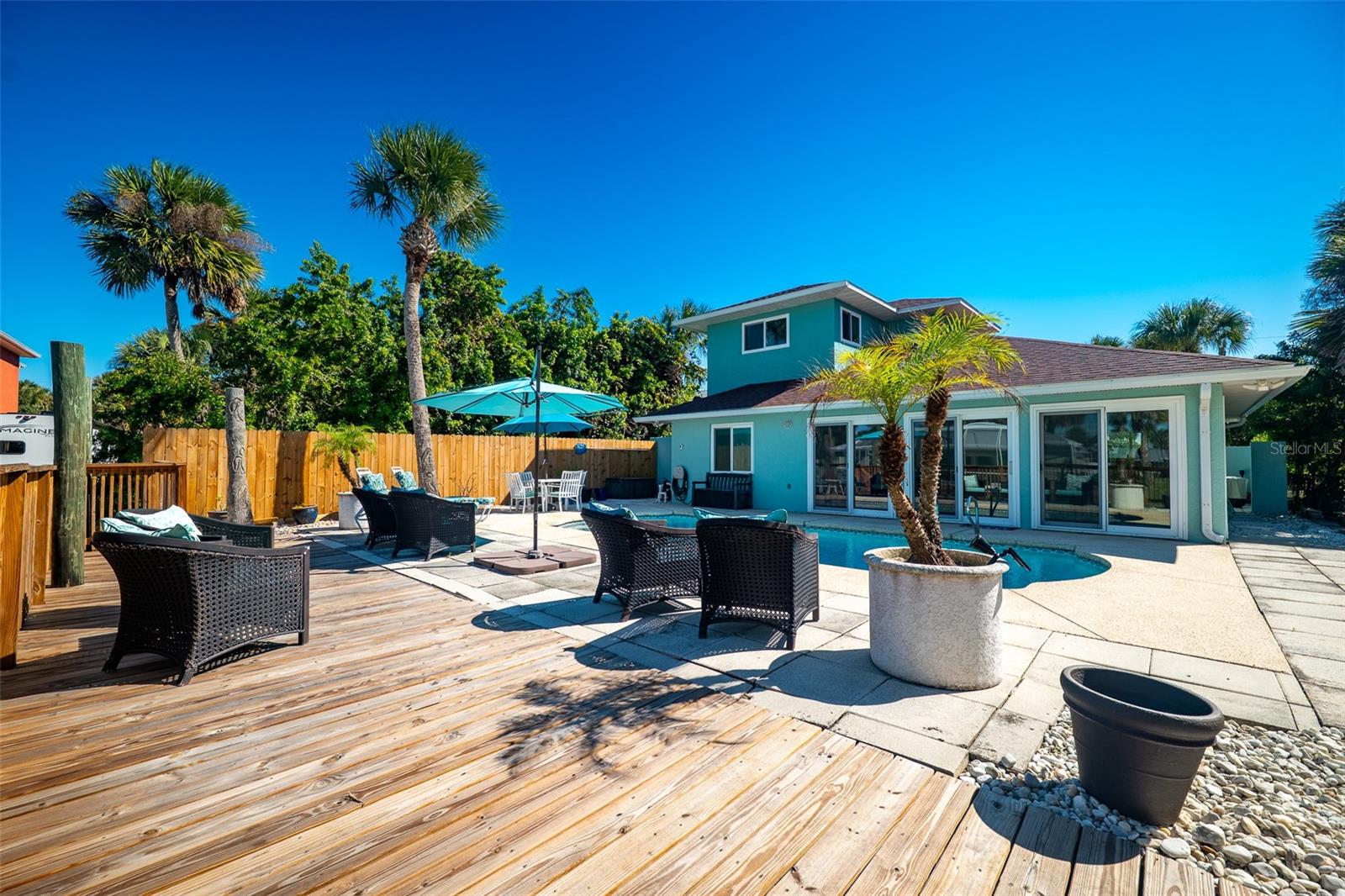 Image 27 of 45 For 323 10th Street