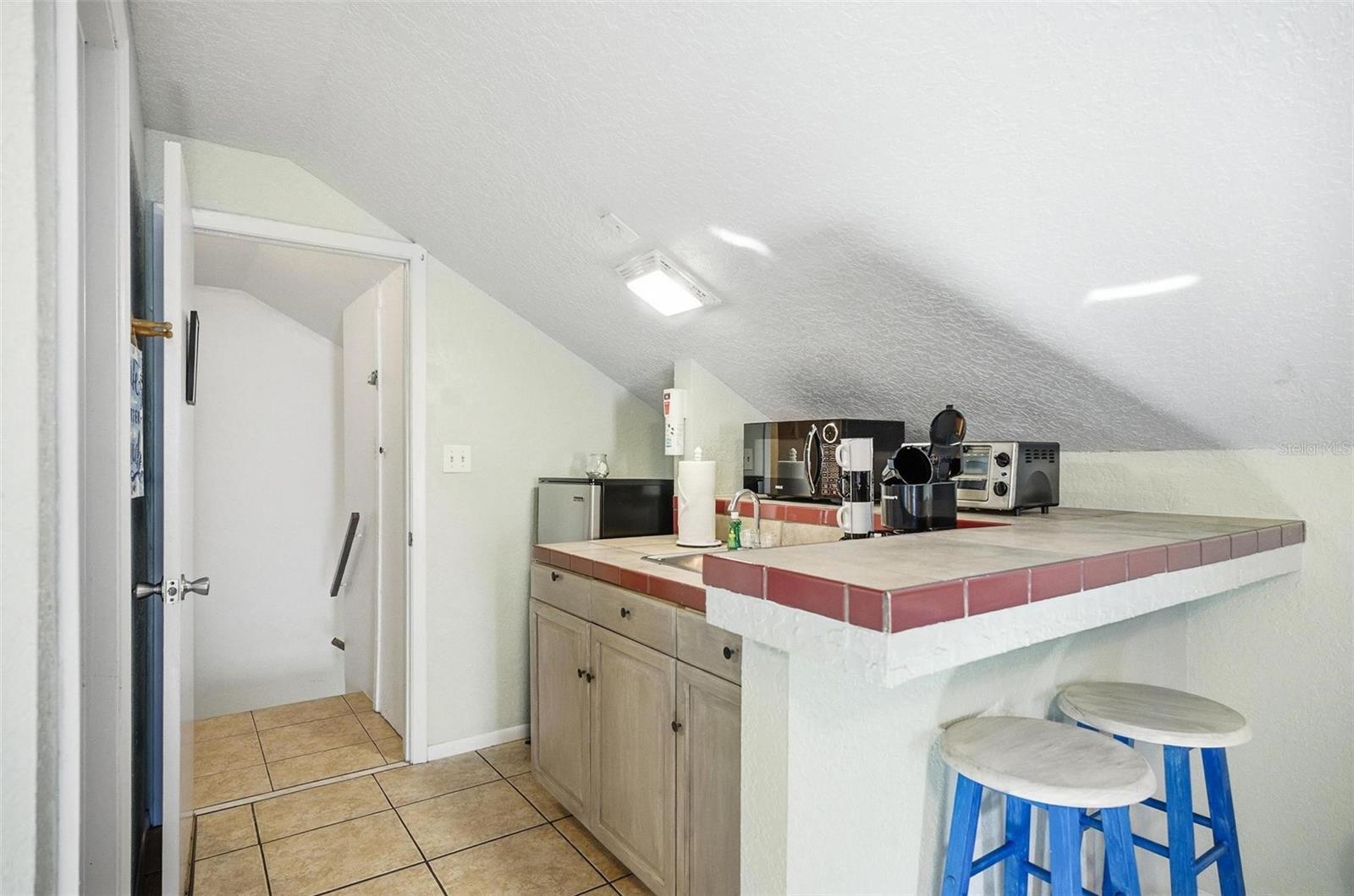 Image 7 of 30 For 305 North 6th Street B