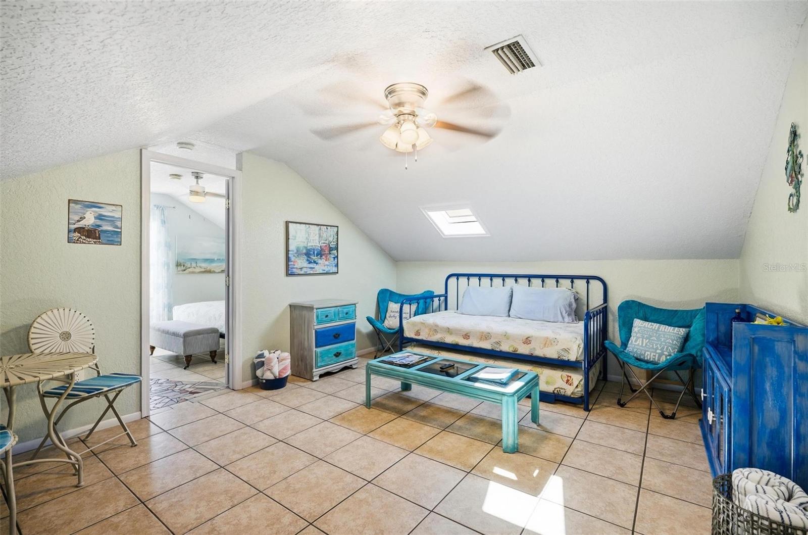 Image 9 of 30 For 305 North 6th Street B