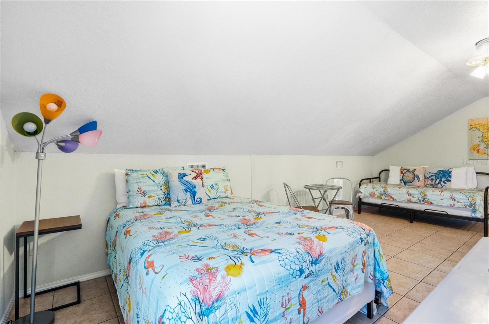 Image 11 of 30 For 305 North 6th Street A