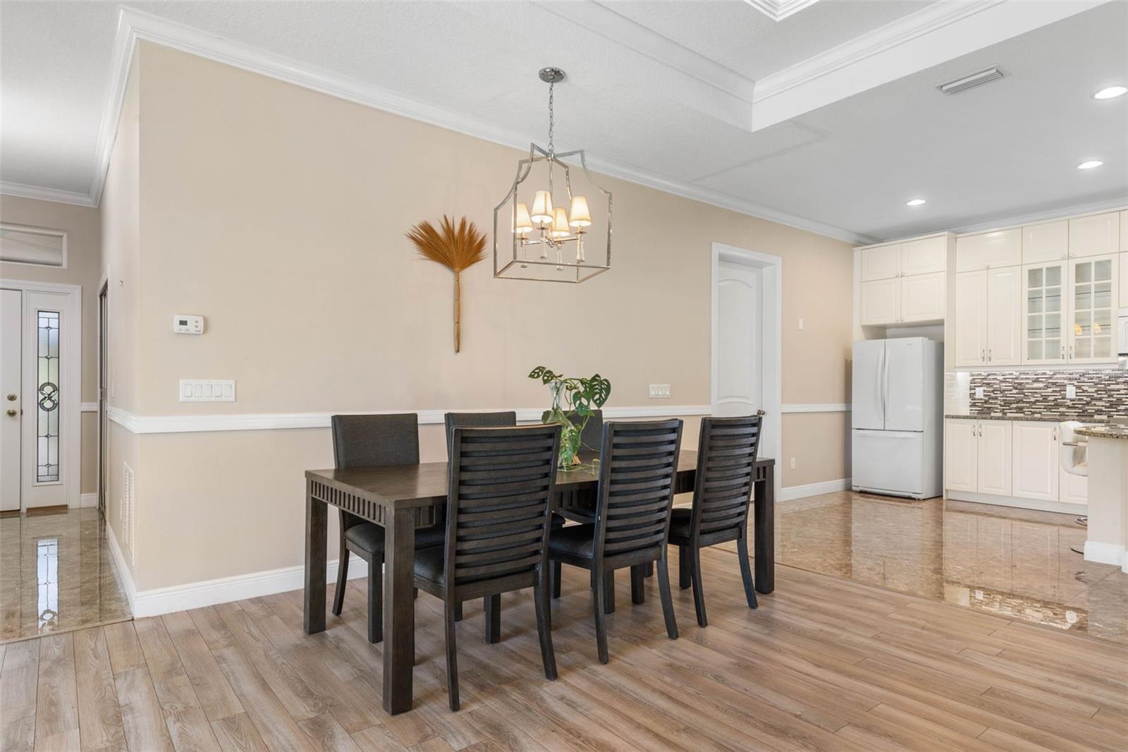 Image 10 of 57 For 46 Boxwood  