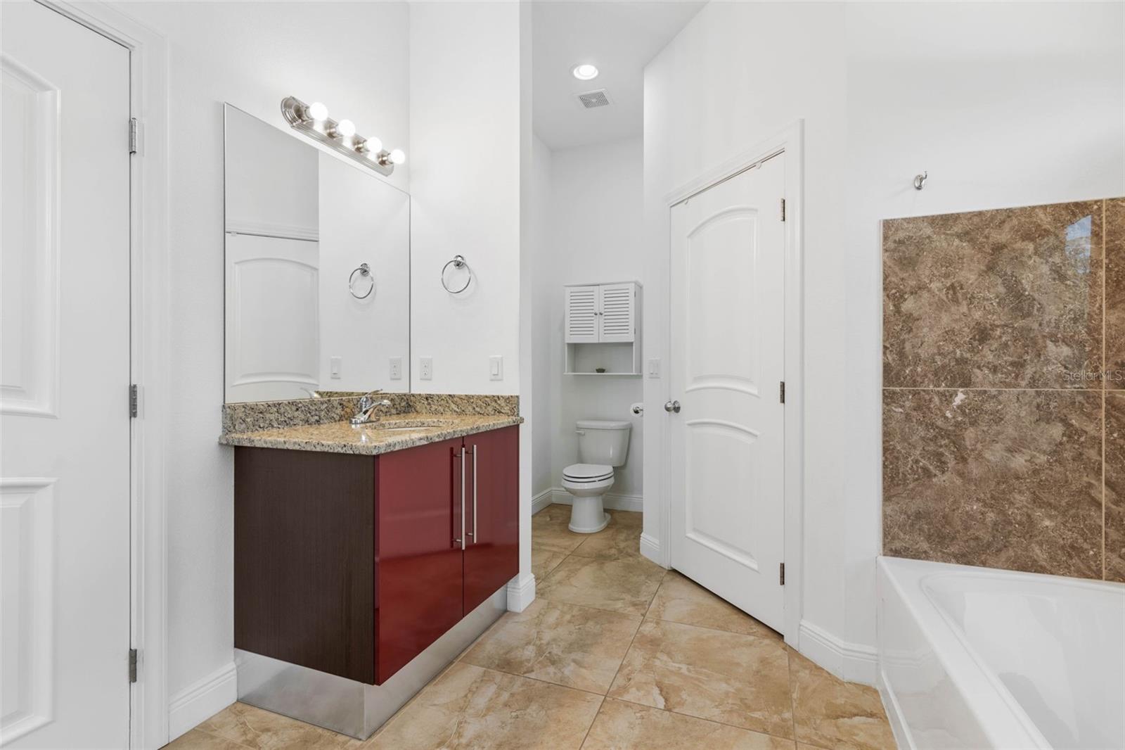 Image 22 of 57 For 46 Boxwood  