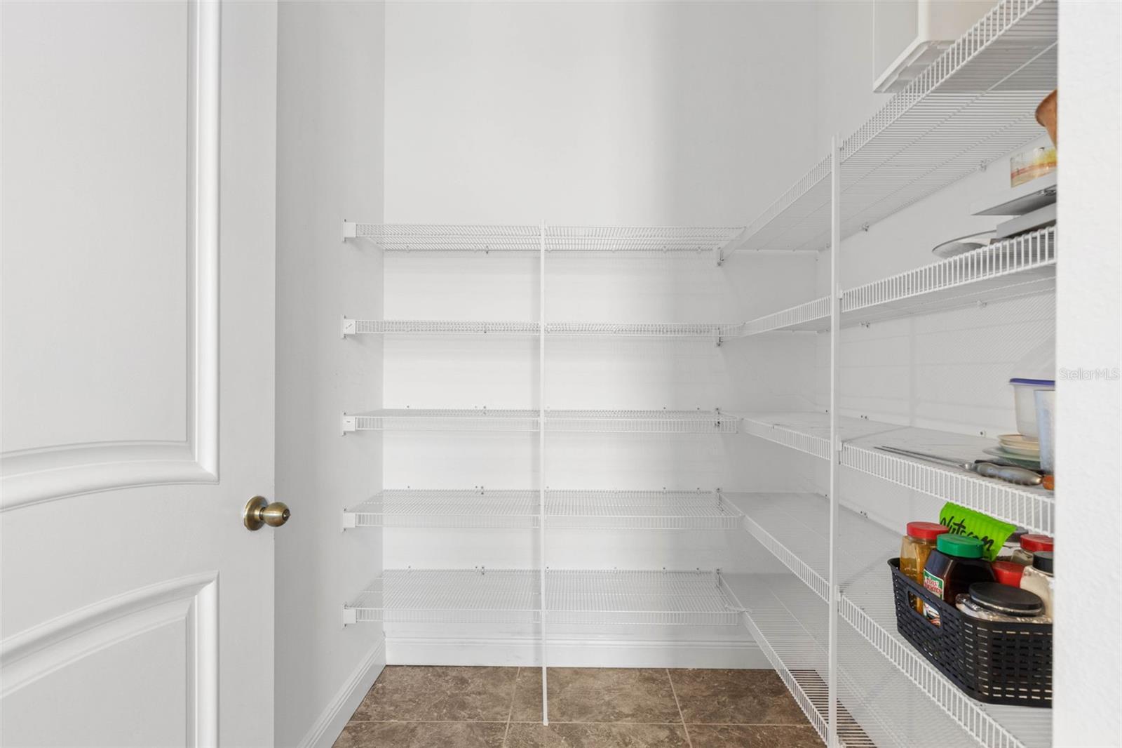 Image 35 of 57 For 46 Boxwood  