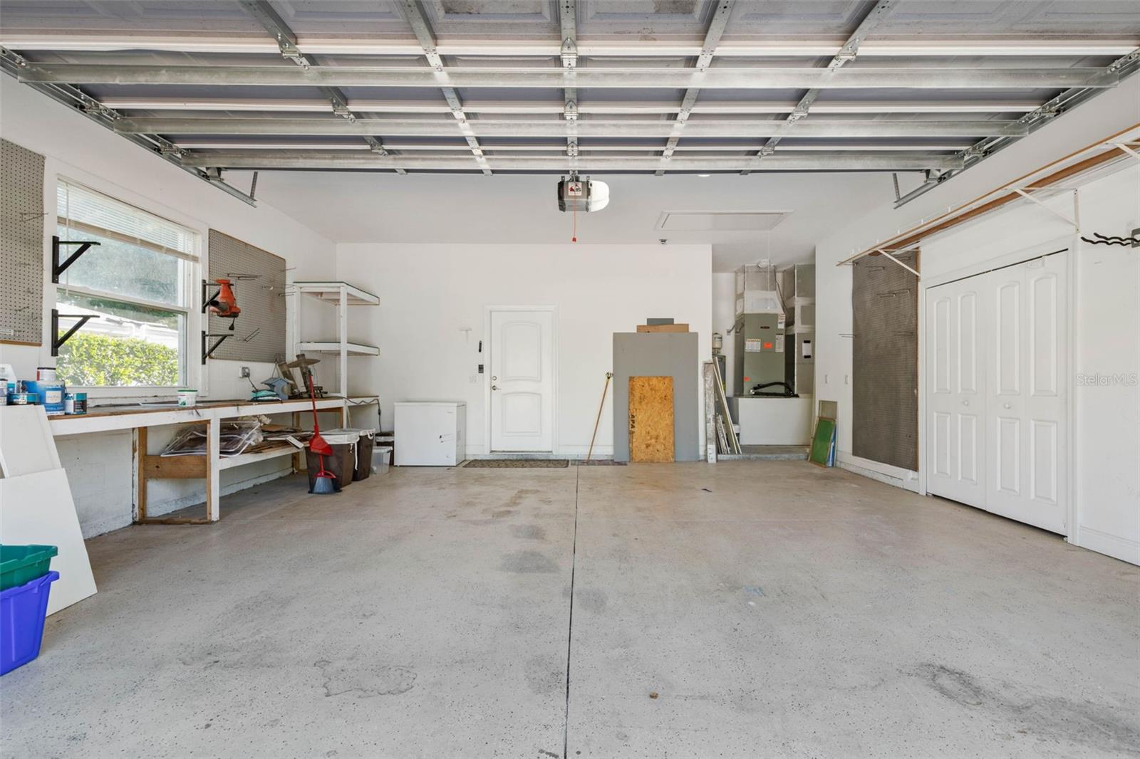 Image 36 of 57 For 46 Boxwood  