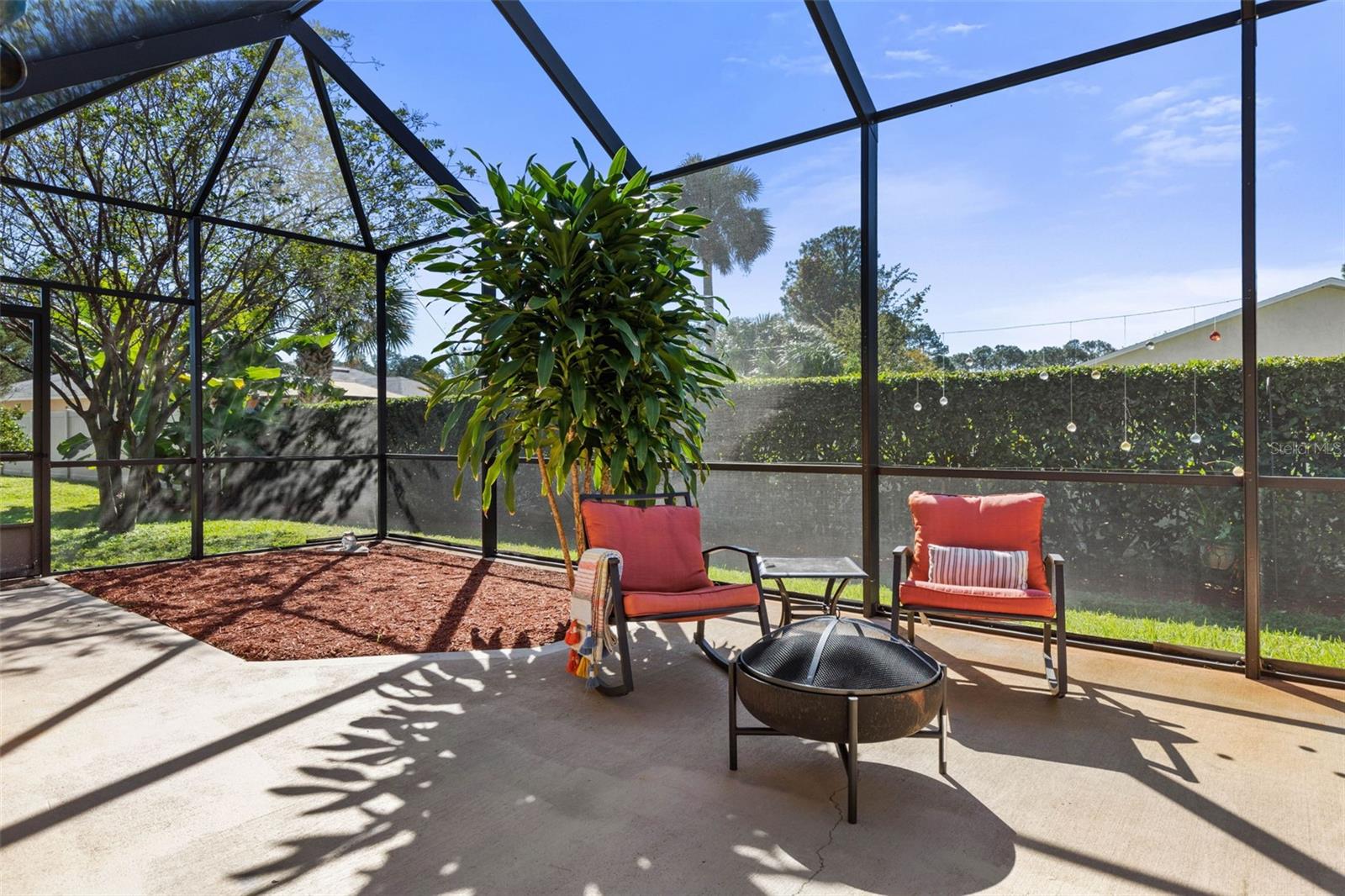 Image 40 of 57 For 46 Boxwood  