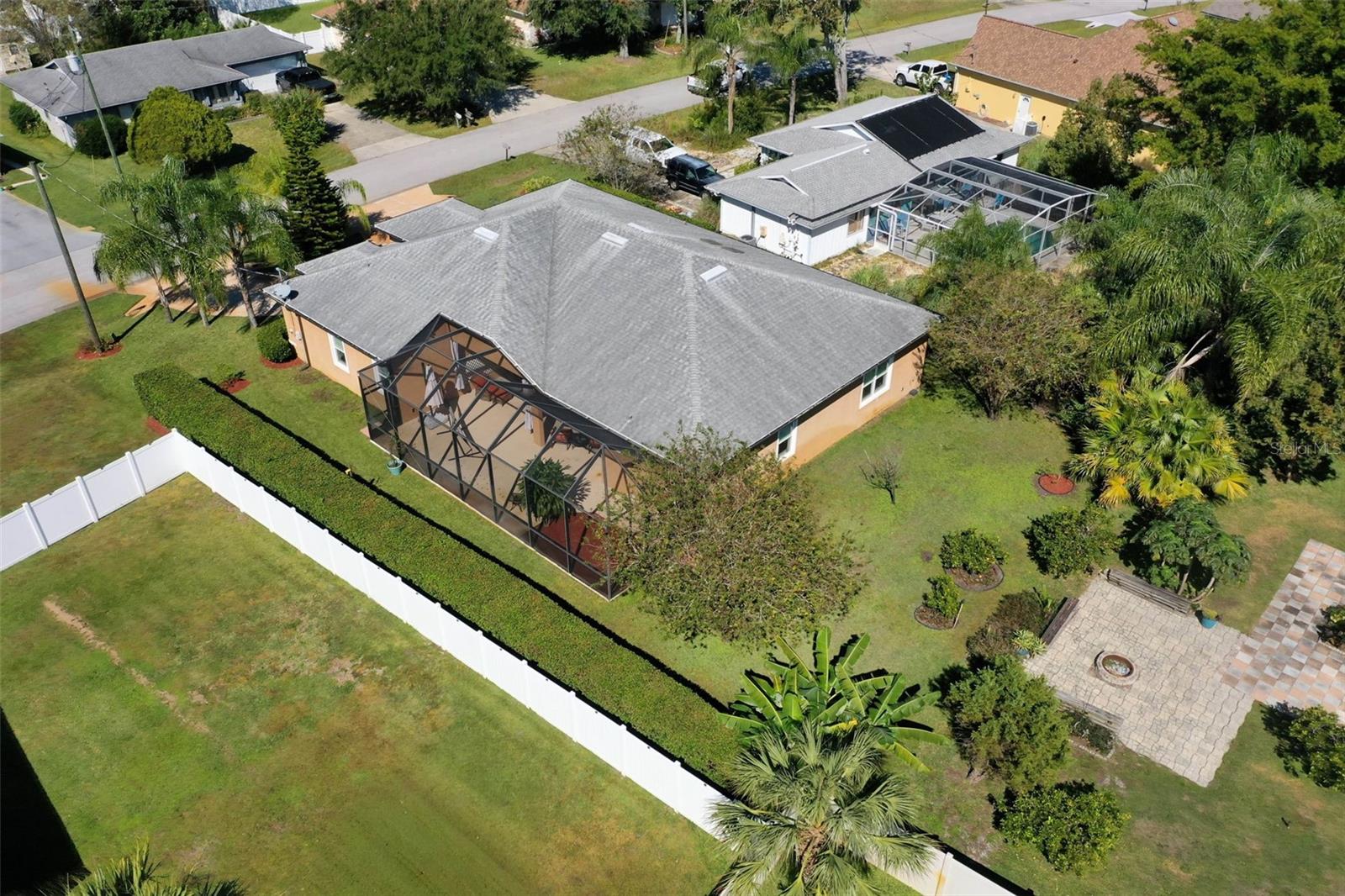 Image 49 of 57 For 46 Boxwood  