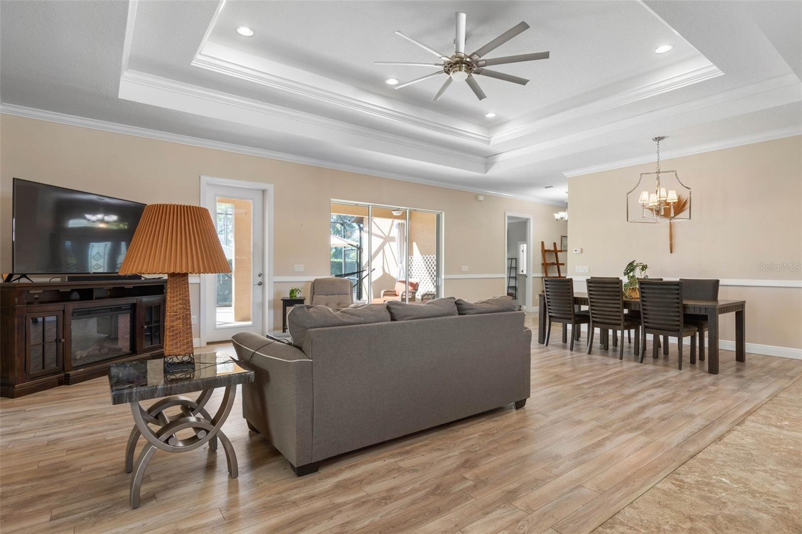 Image 8 of 57 For 46 Boxwood  