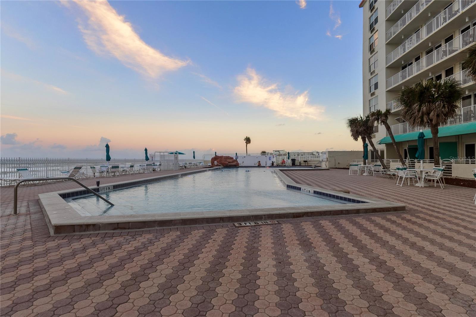 Image 13 of 21 For 701 Atlantic Avenue 821