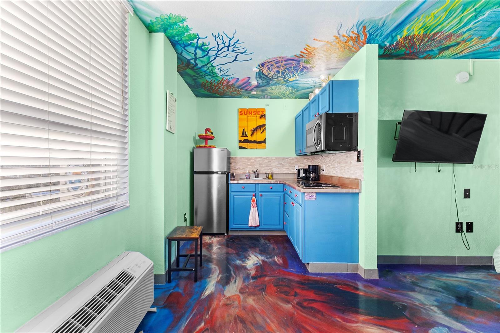 Image 7 of 21 For 701 Atlantic Avenue 821