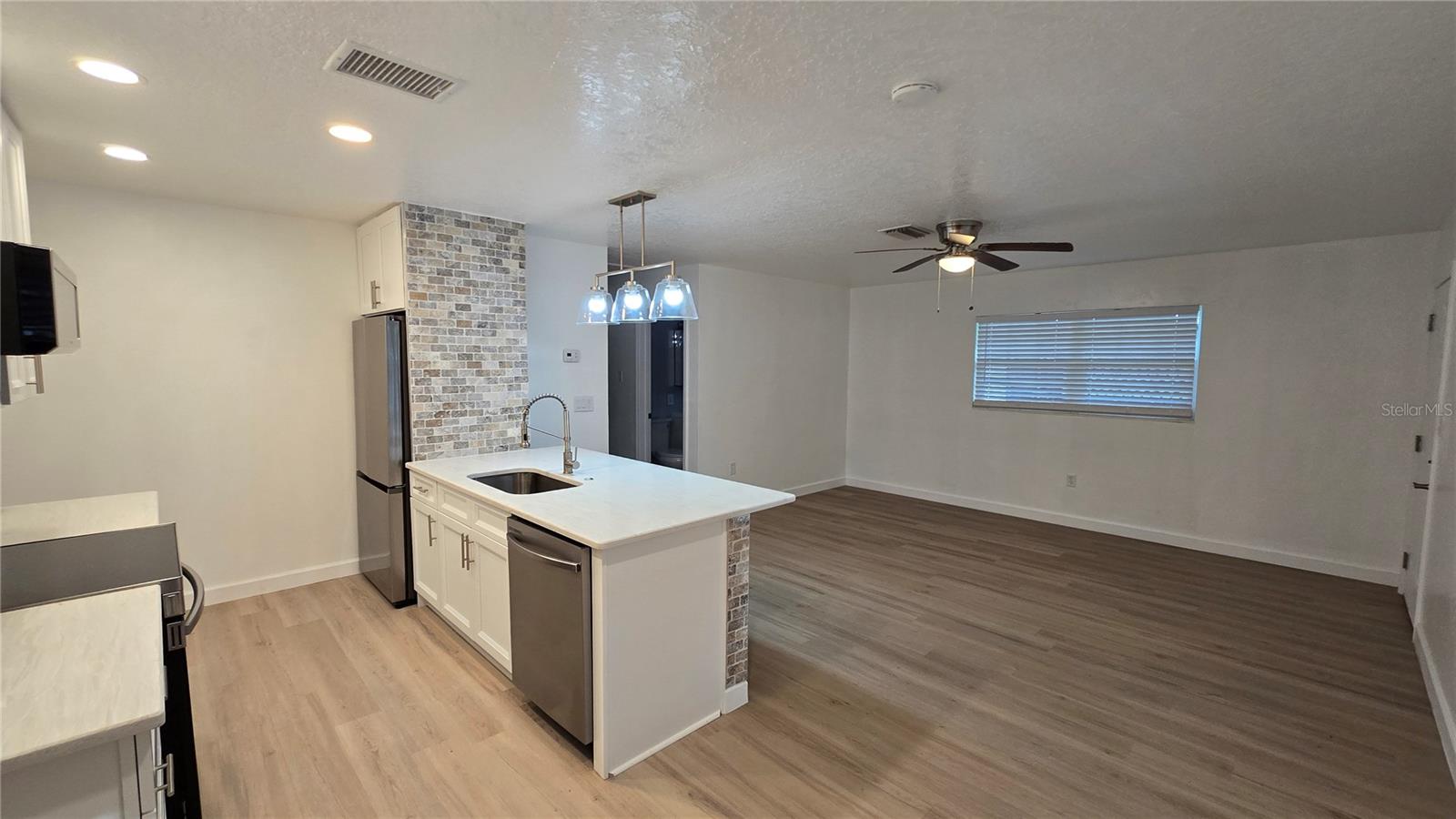 Image 4 of 11 For 640 Orange Avenue