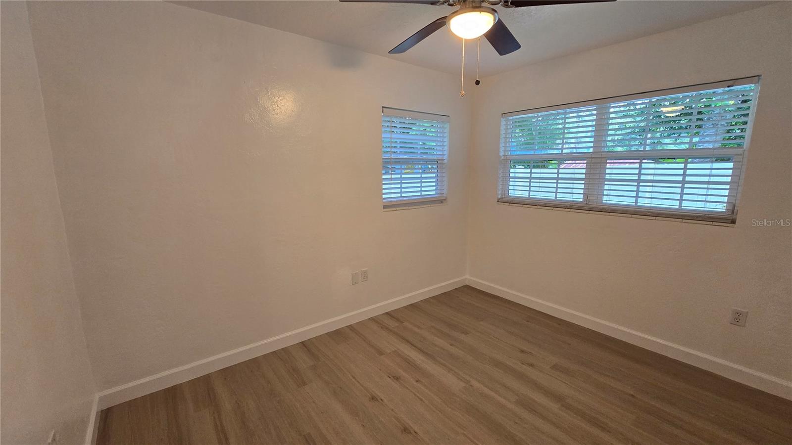 Image 7 of 11 For 640 Orange Avenue