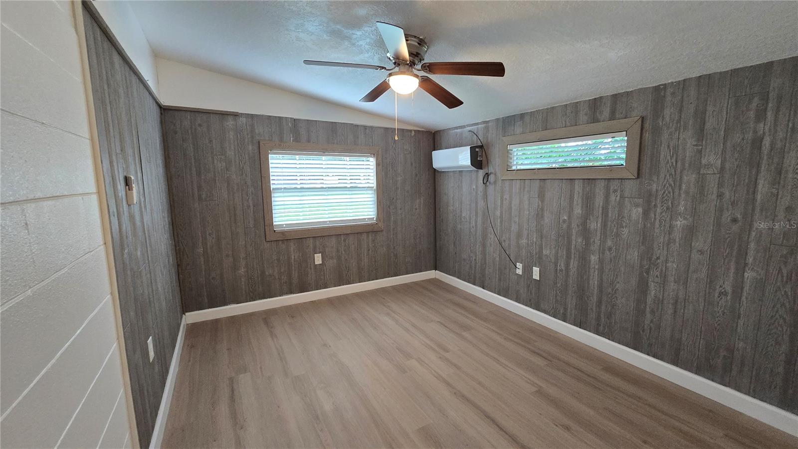 Image 9 of 11 For 640 Orange Avenue