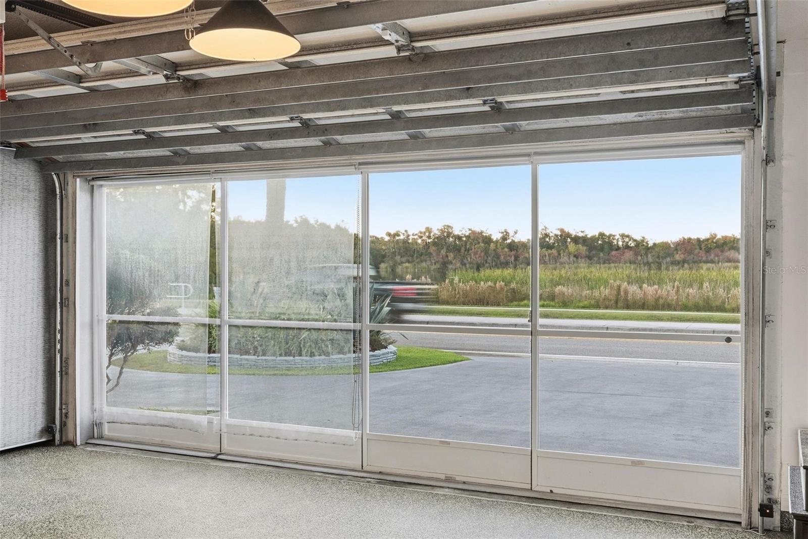 Image 41 of 93 For 646 Hand Avenue