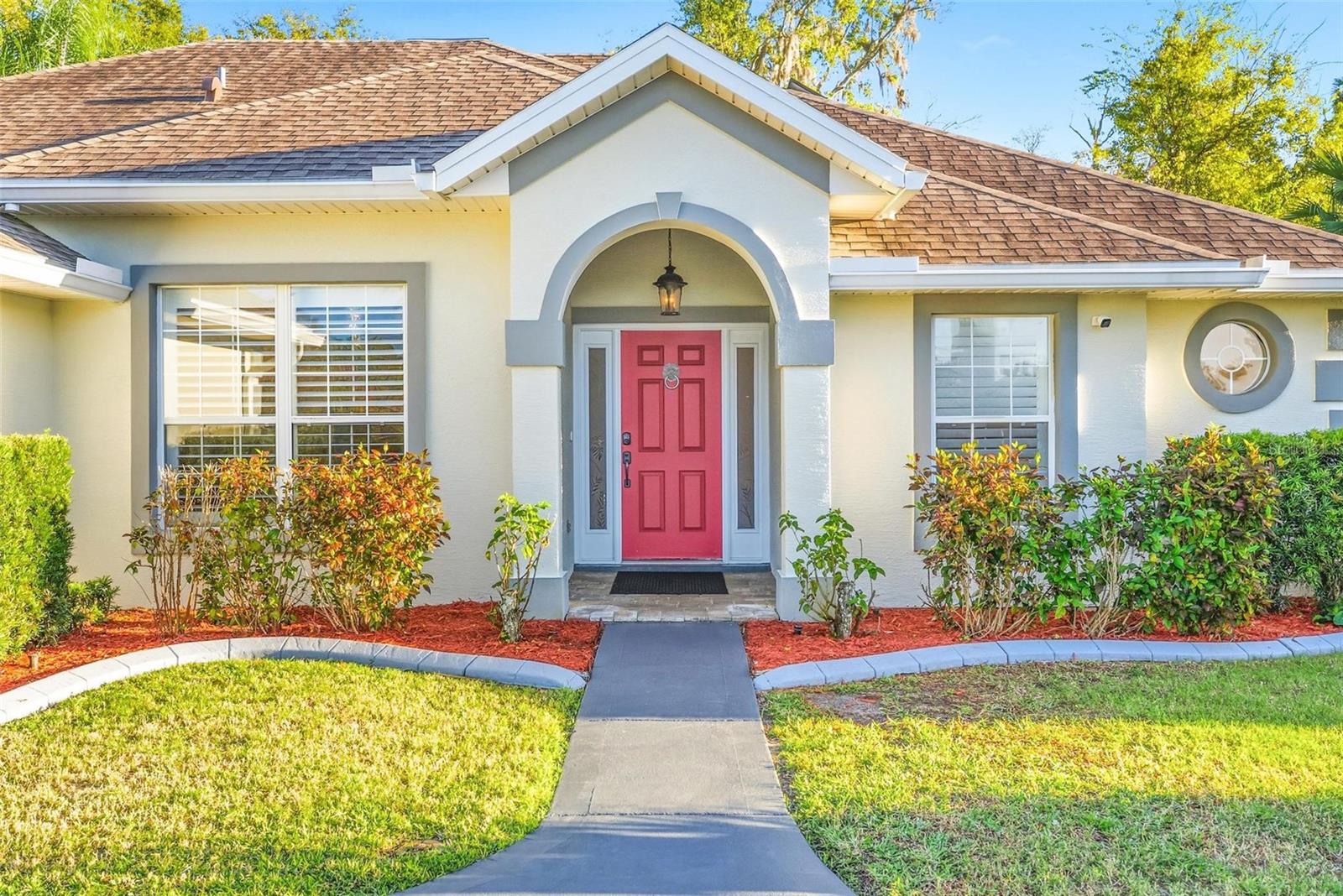 Image 5 of 93 For 646 Hand Avenue