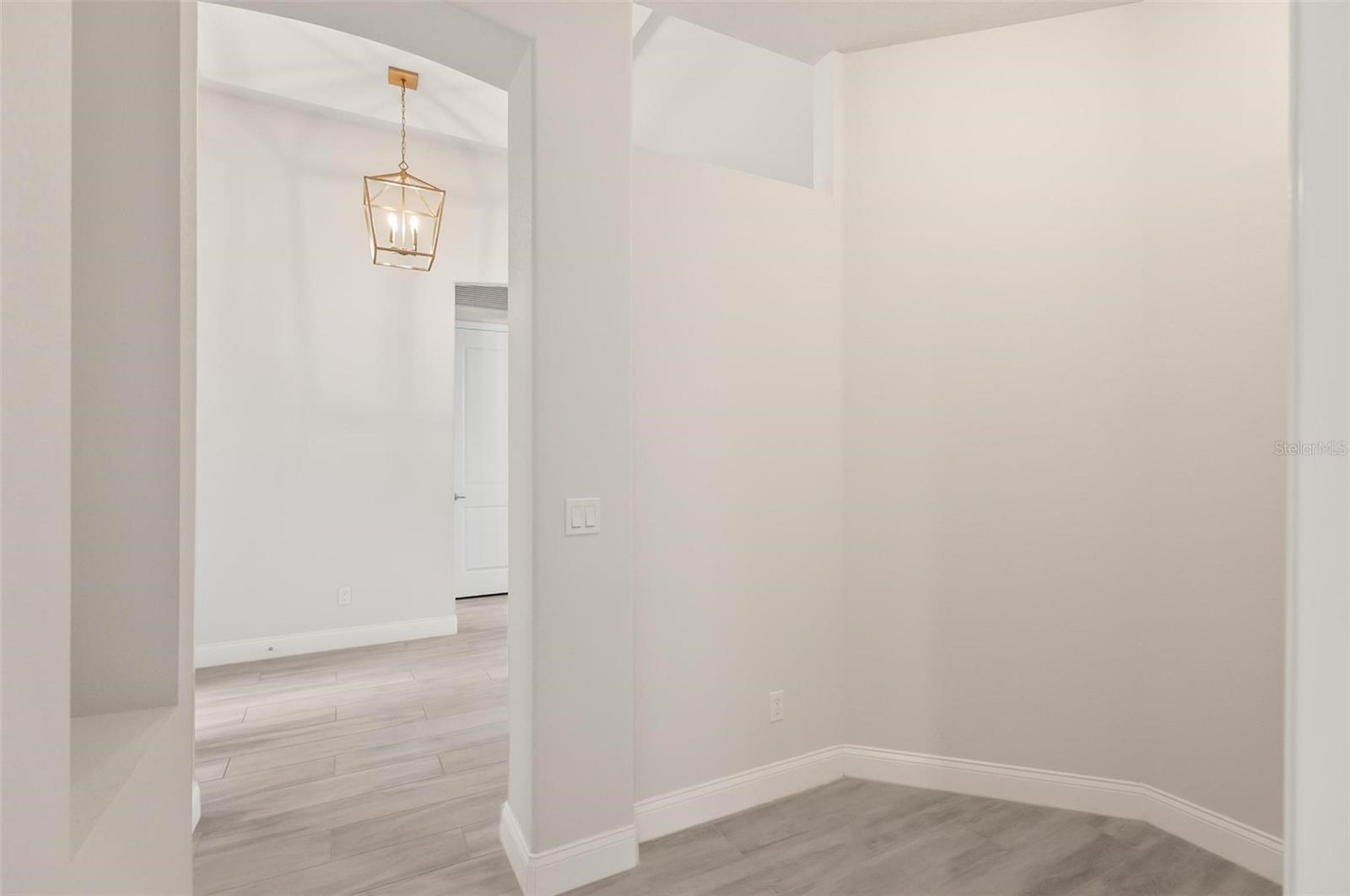 Image 37 of 69 For 128 Del Palma Drive