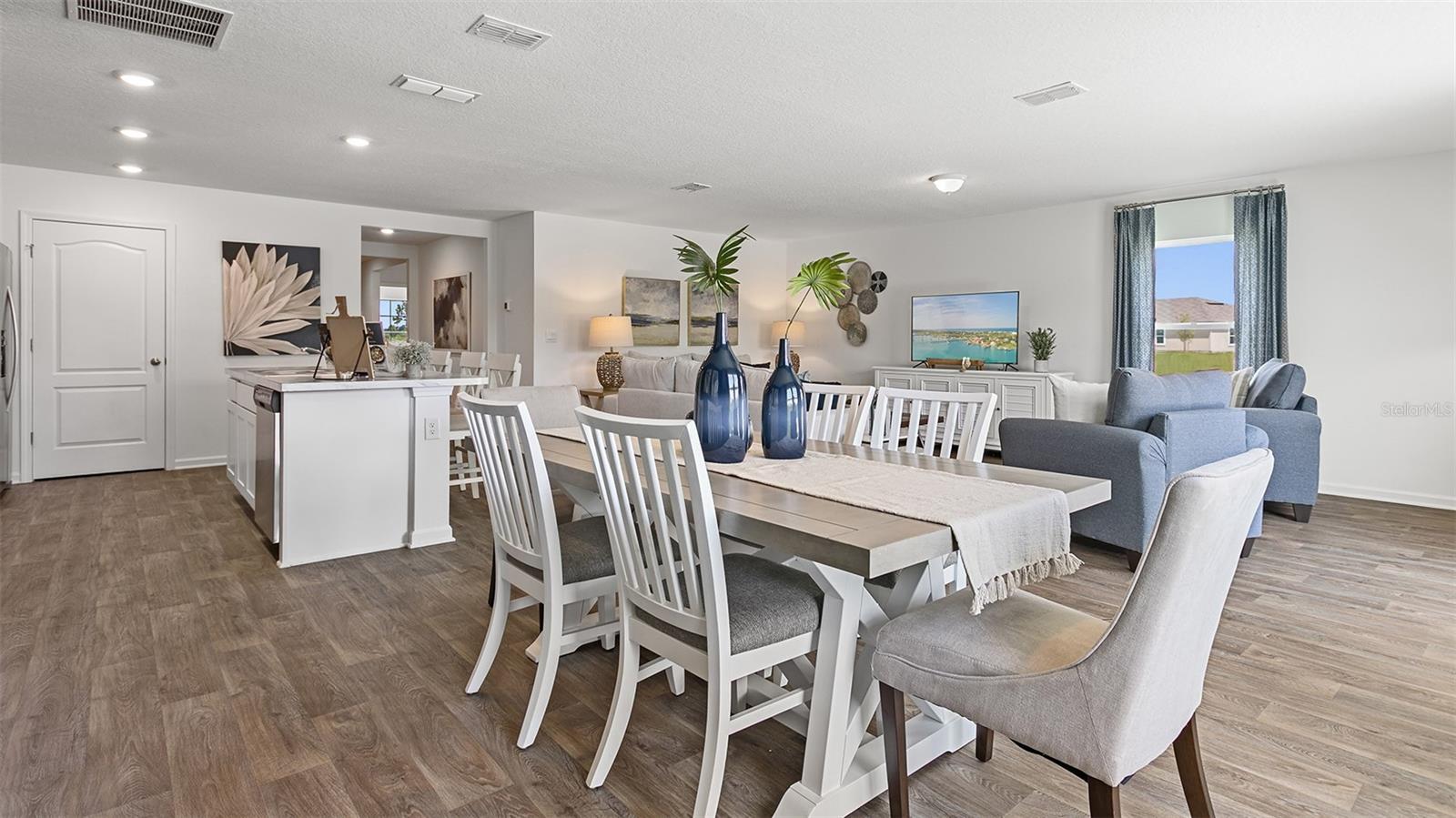 Image 8 of 58 For 55 Nervion Way