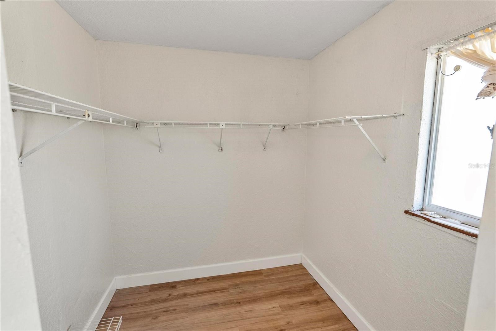 Image 30 of 73 For 33 Sea Harbor