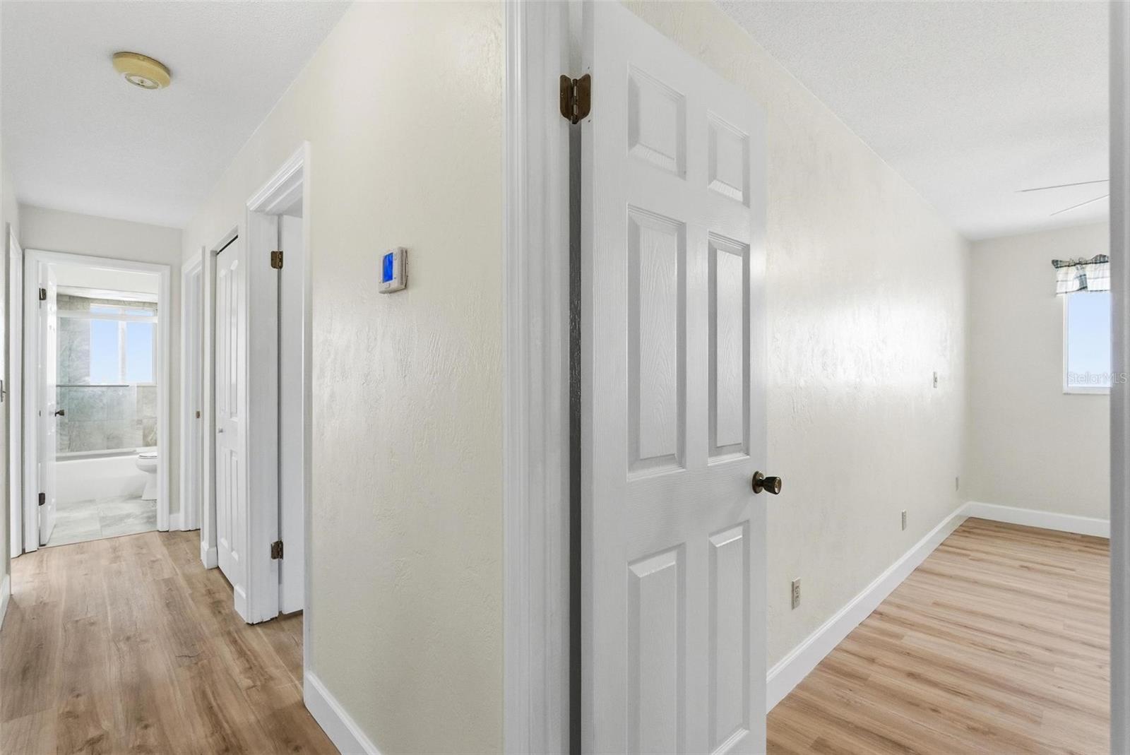 Image 35 of 73 For 33 Sea Harbor