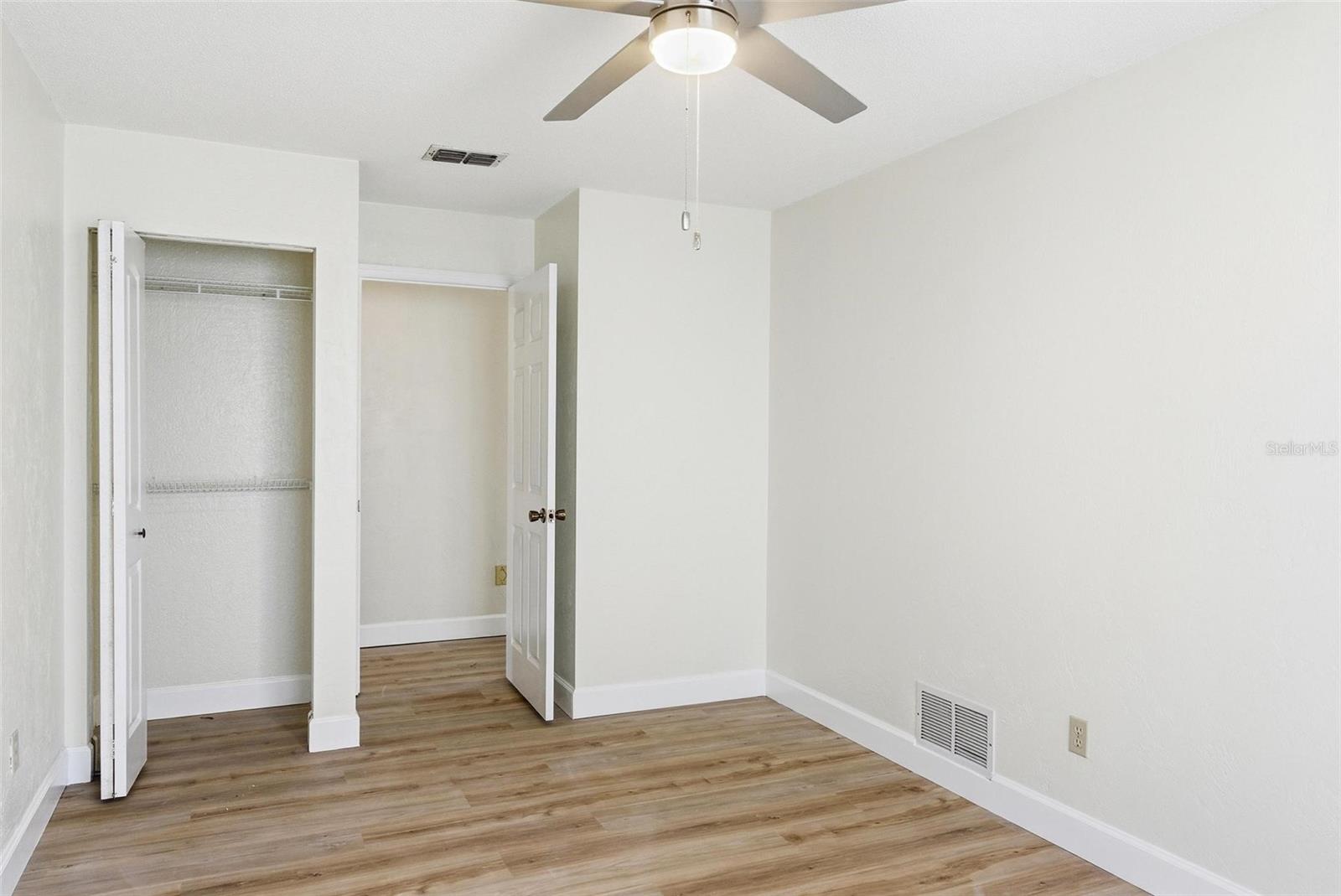 Image 39 of 73 For 33 Sea Harbor