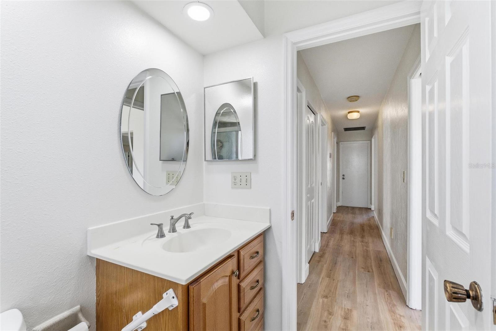 Image 44 of 73 For 33 Sea Harbor