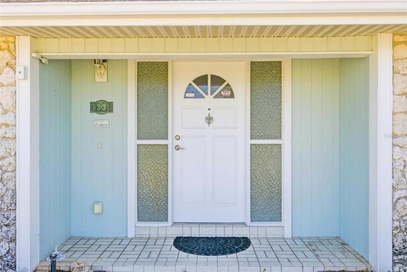 Image 6 of 73 For 33 Sea Harbor