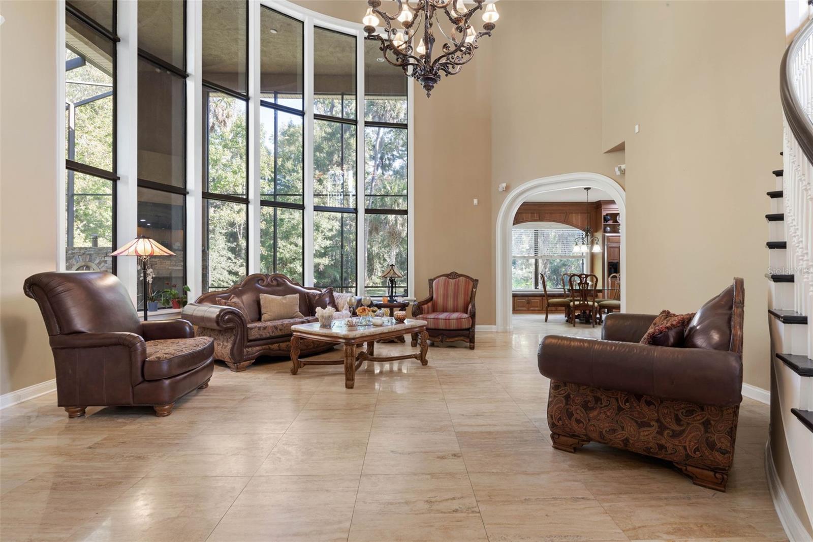 Image 12 of 82 For 40 Whitehall Court