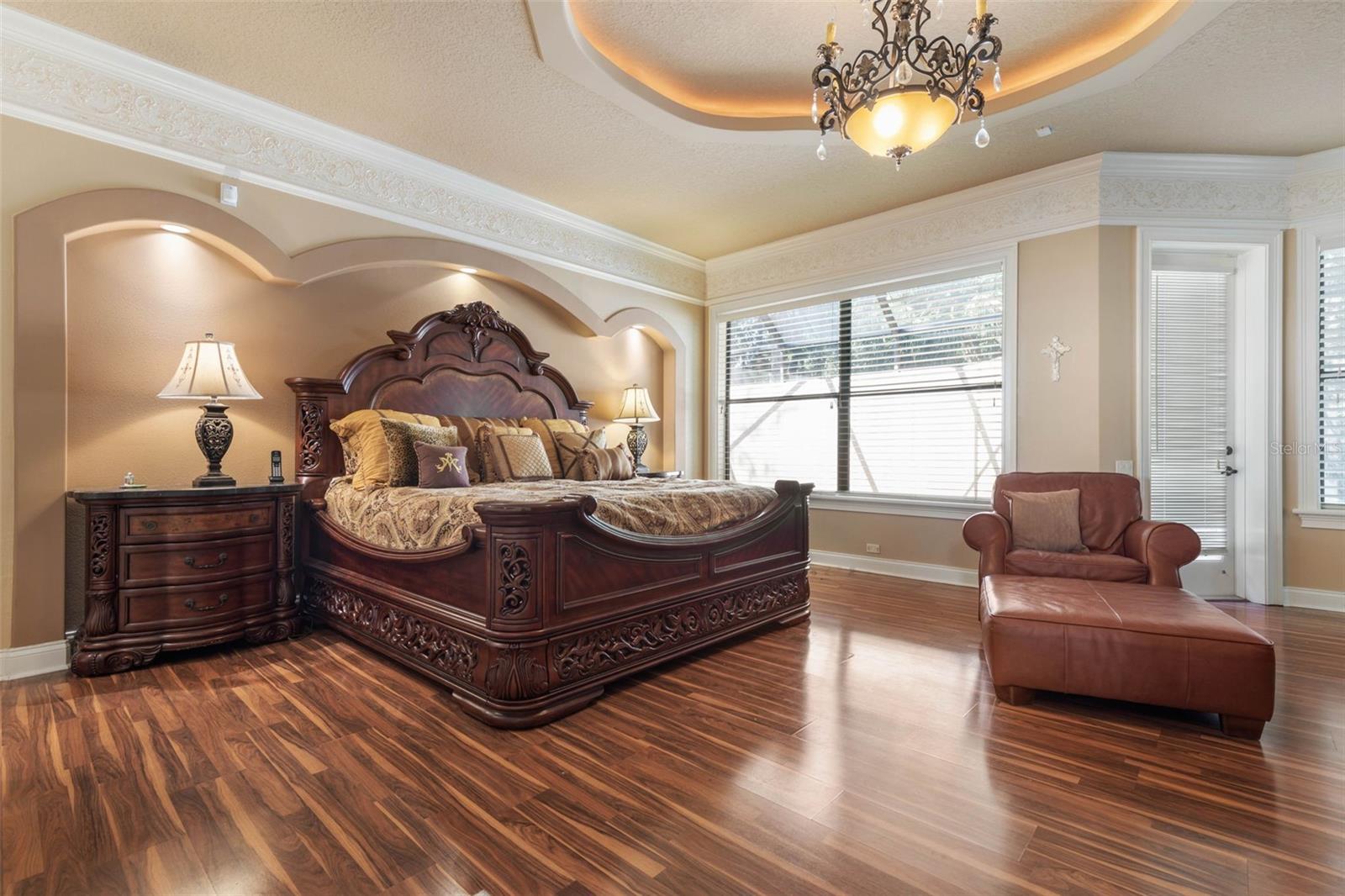 Image 35 of 82 For 40 Whitehall Court