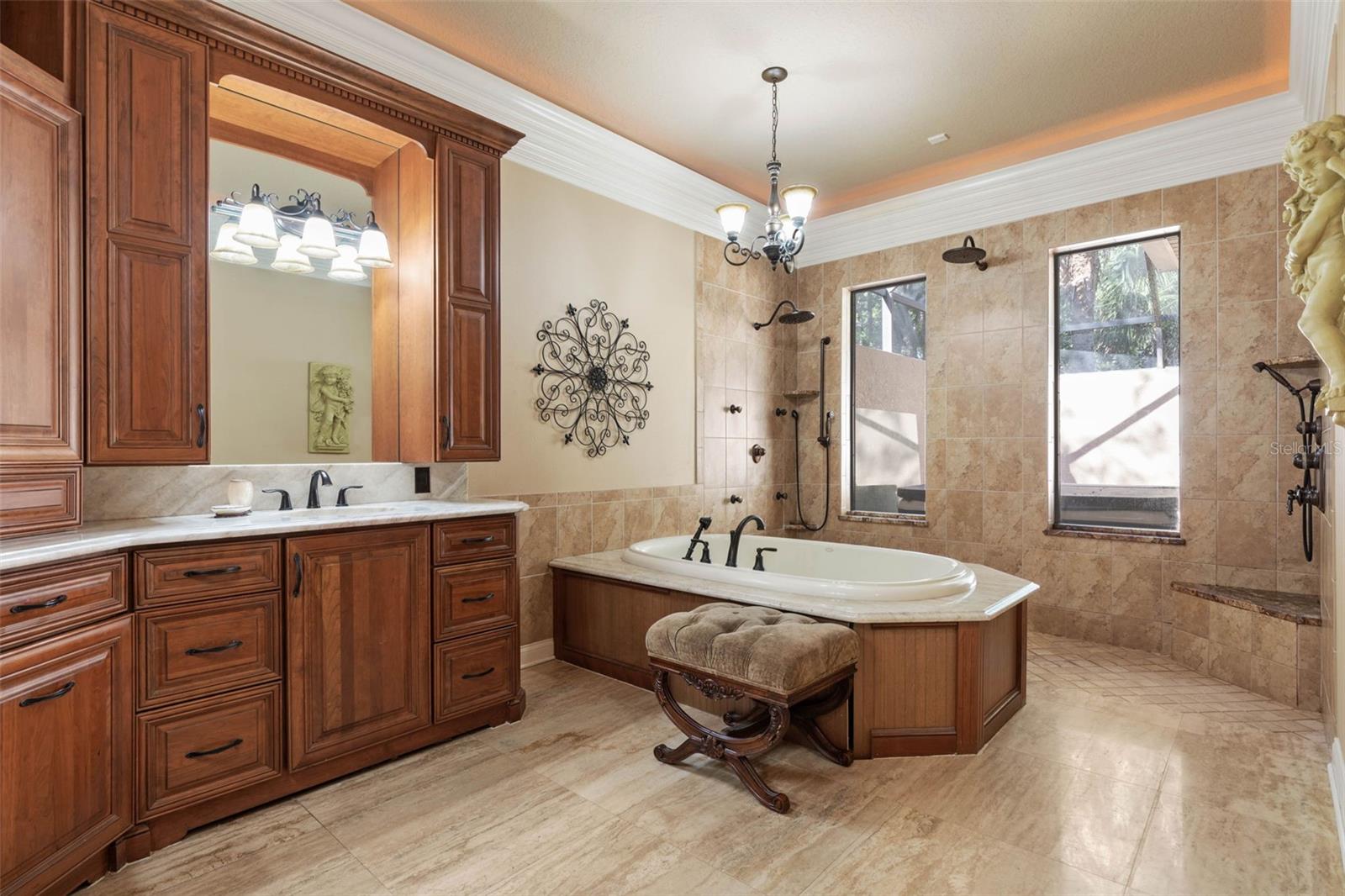 Image 38 of 82 For 40 Whitehall Court