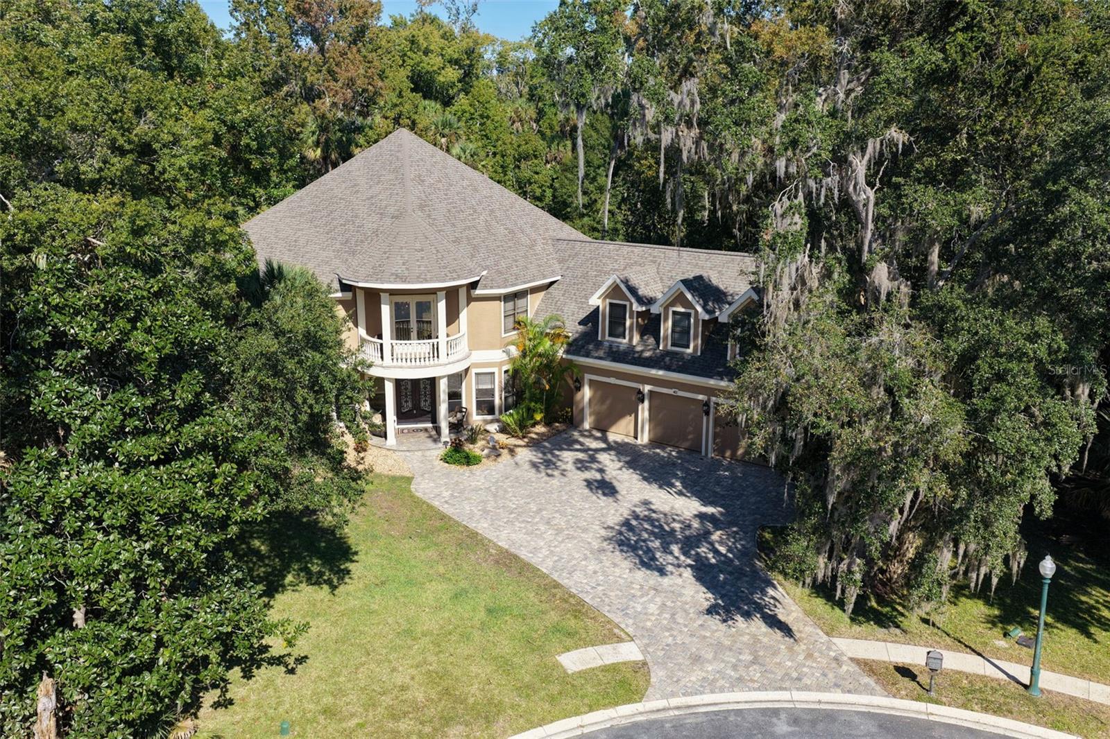 Image 65 of 82 For 40 Whitehall Court