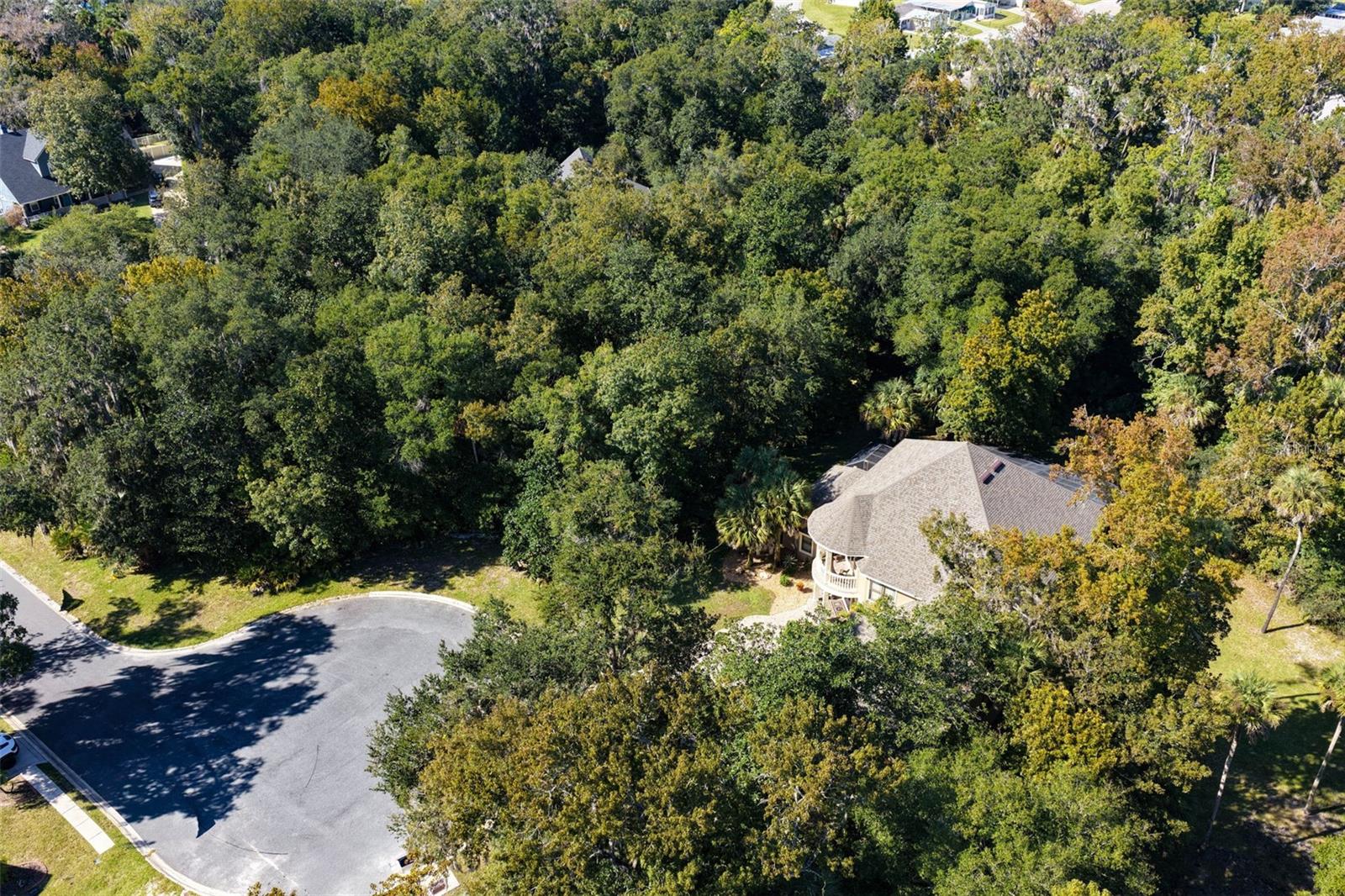 Image 76 of 82 For 40 Whitehall Court