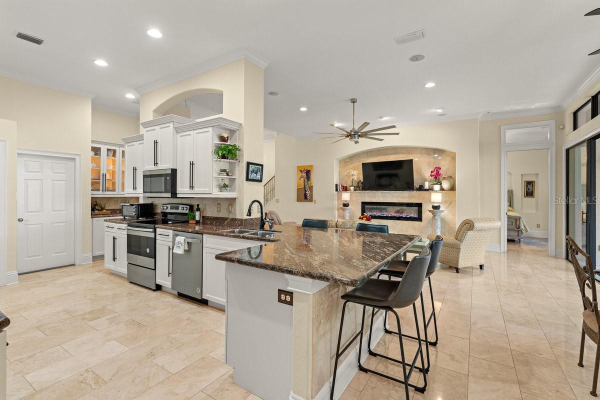 Image 15 of 78 For 19 Front Street