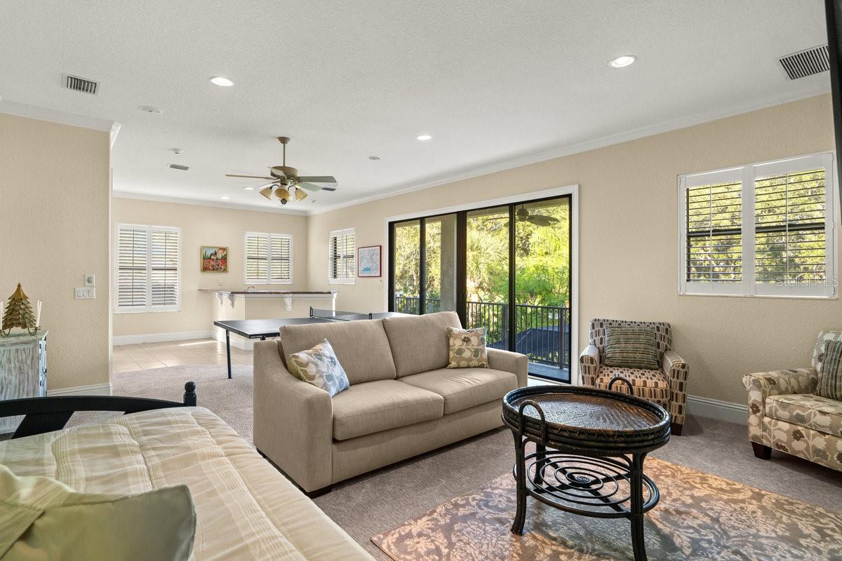 Image 40 of 78 For 19 Front Street