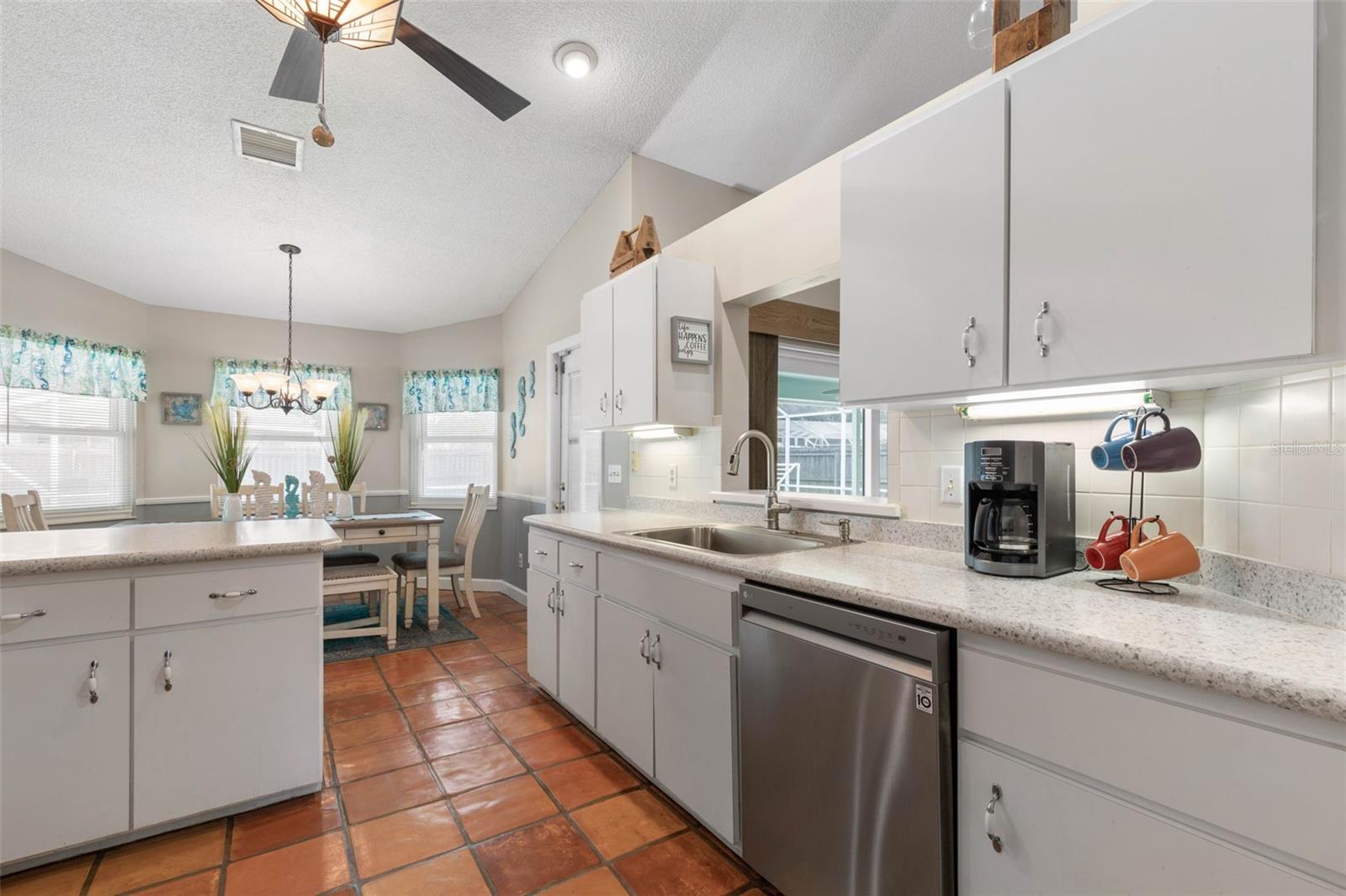 Image 12 of 32 For 11 Flat Rock Lane