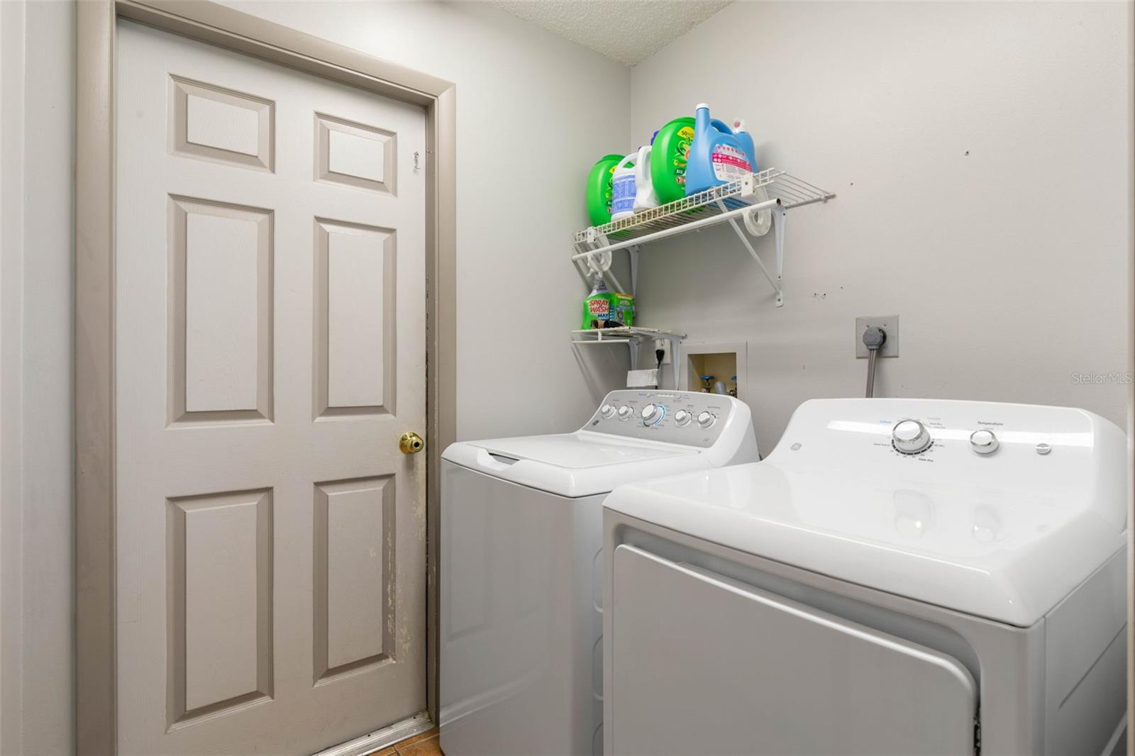 Image 14 of 32 For 11 Flat Rock Lane