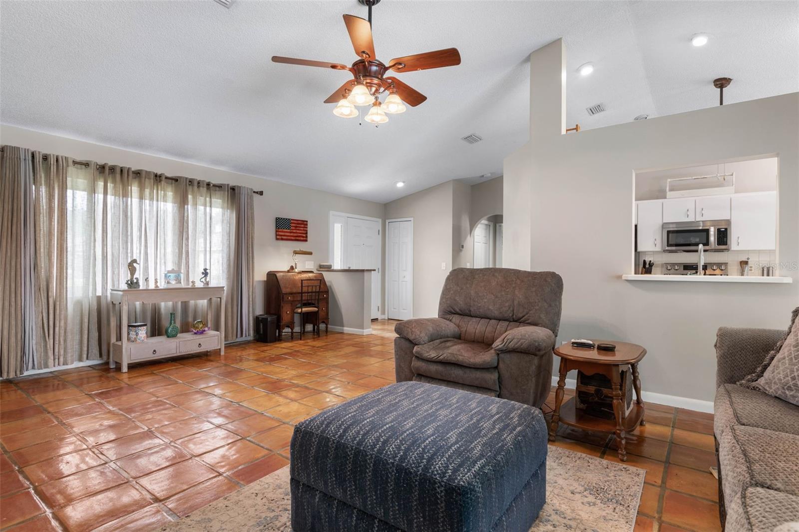 Image 5 of 32 For 11 Flat Rock Lane