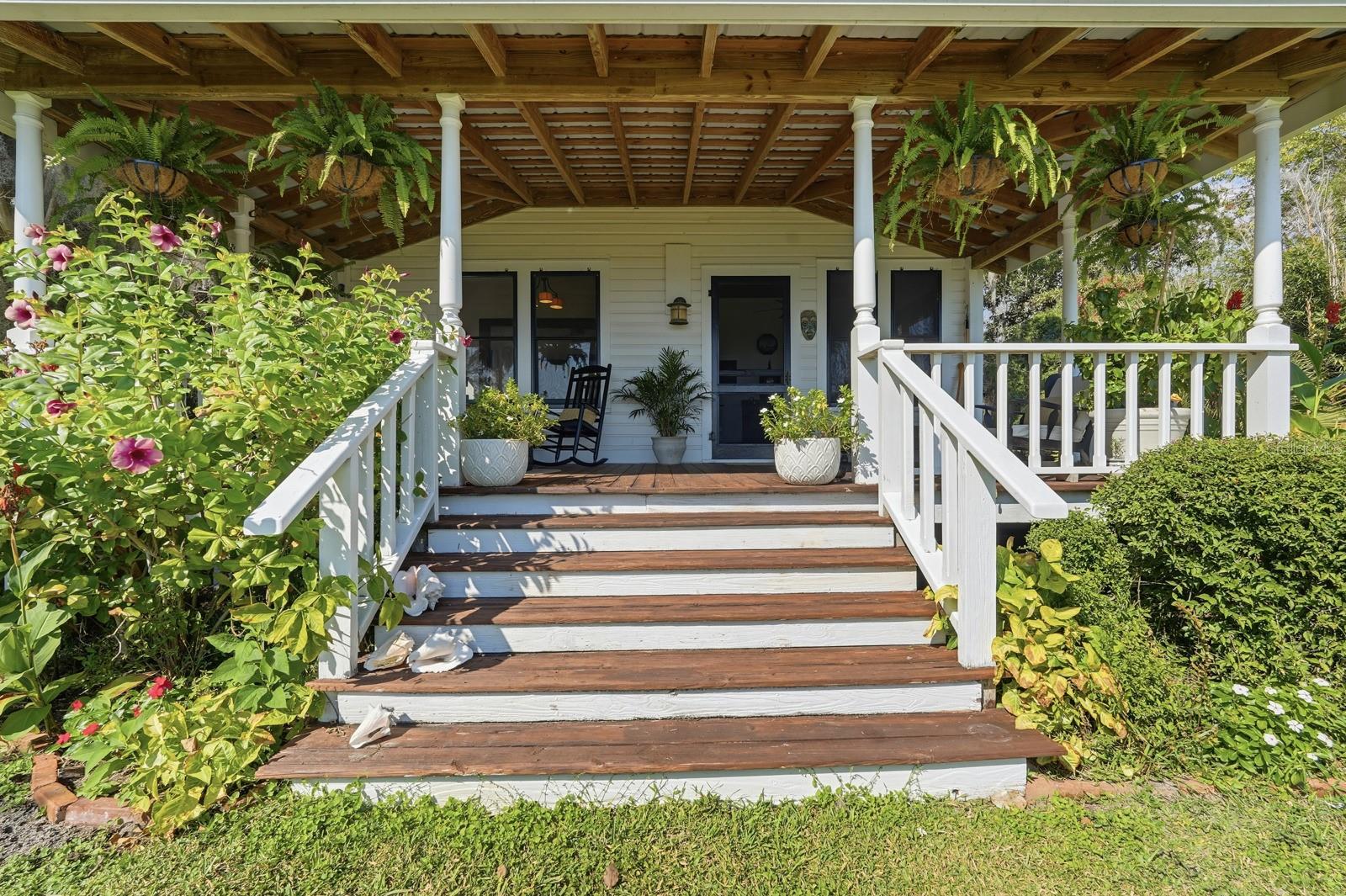 Image 10 of 100 For 266 Drayton Island Road