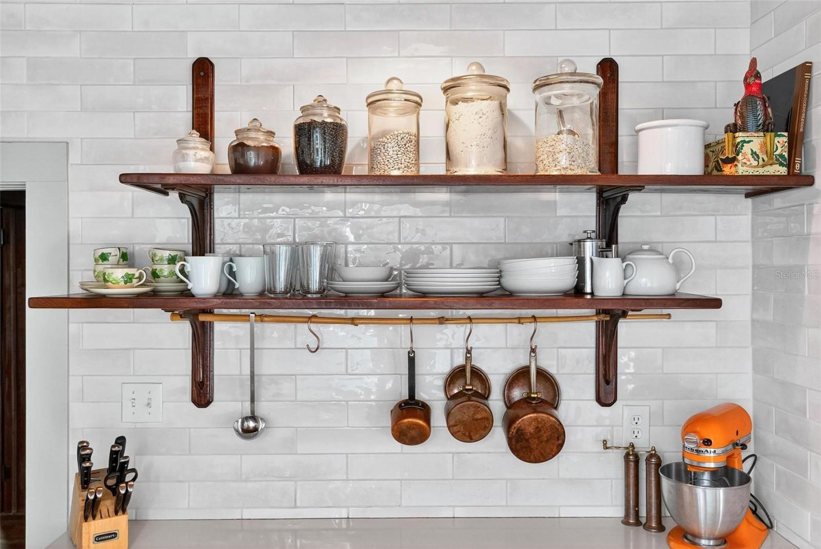 Image 41 of 100 For 266 Drayton Island Road