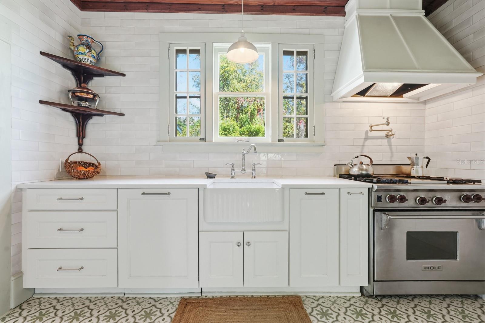 Image 46 of 100 For 266 Drayton Island Road