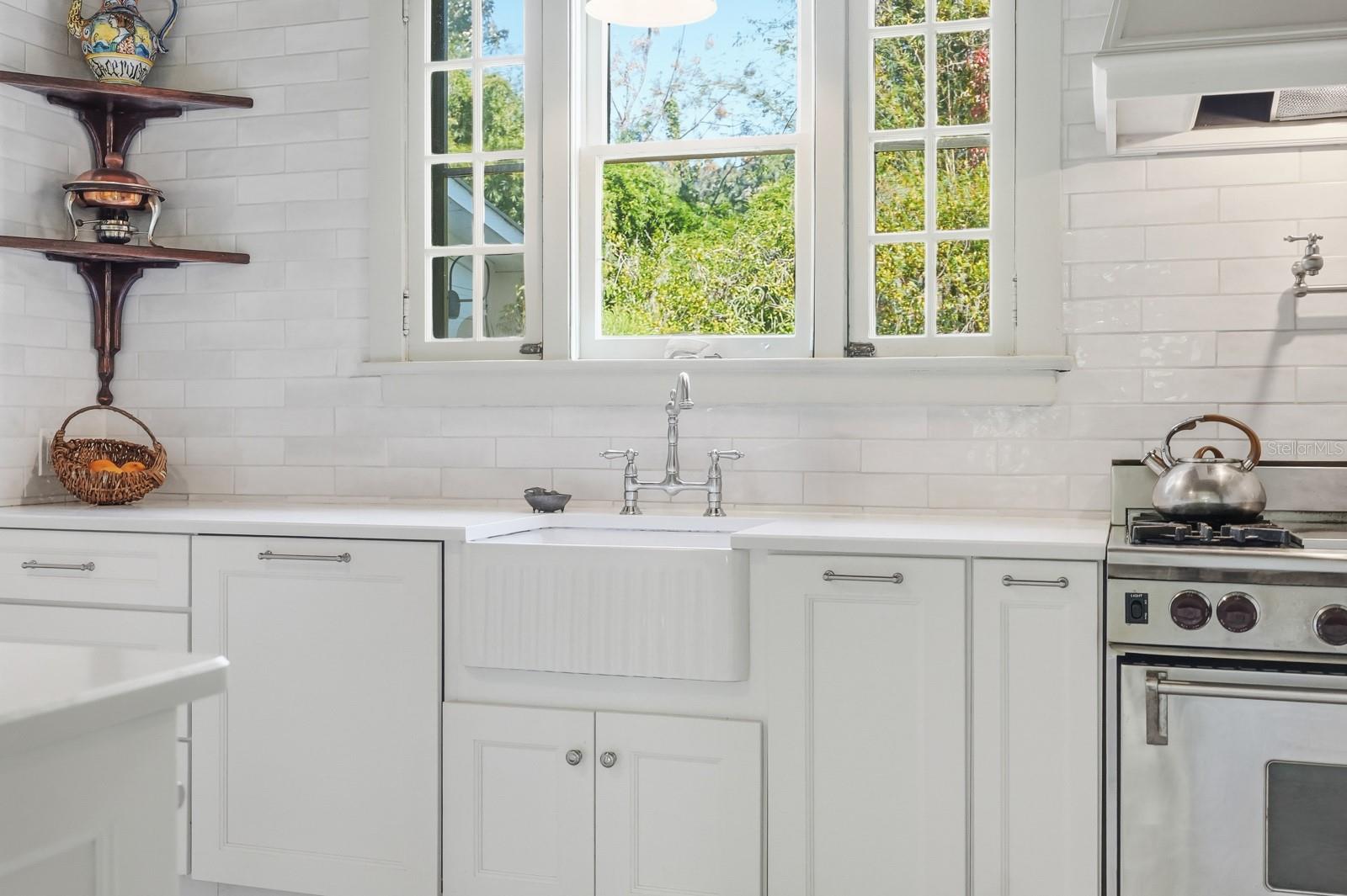 Image 48 of 100 For 266 Drayton Island Road