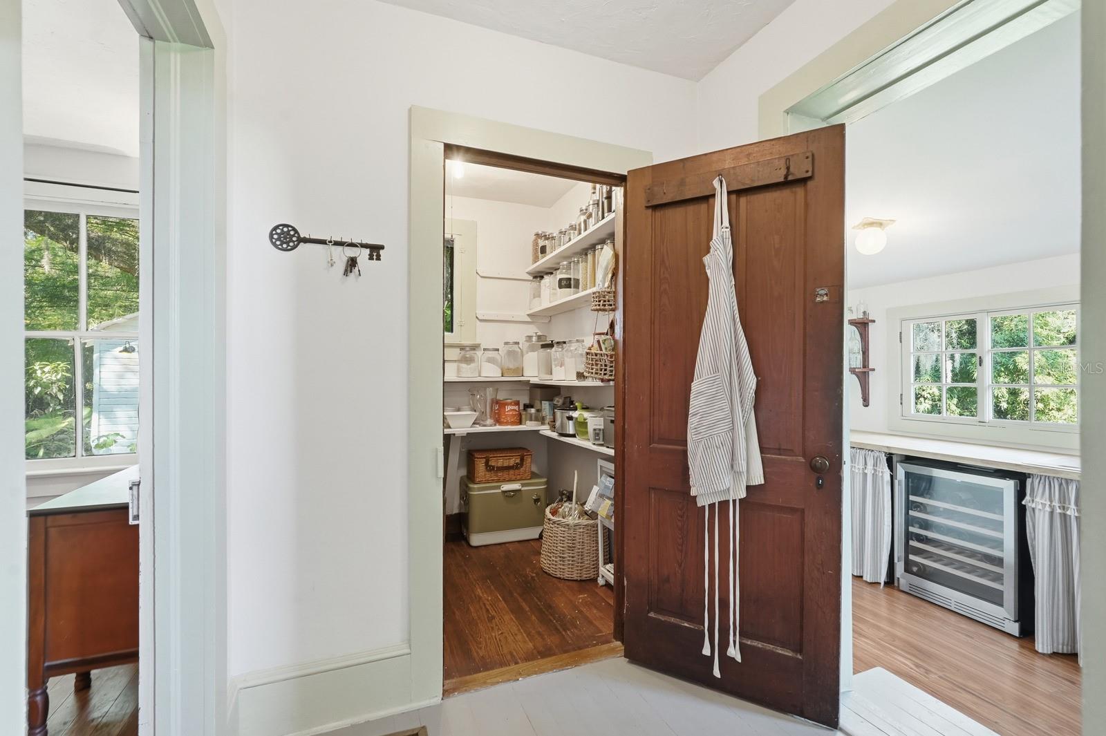 Image 50 of 100 For 266 Drayton Island Road