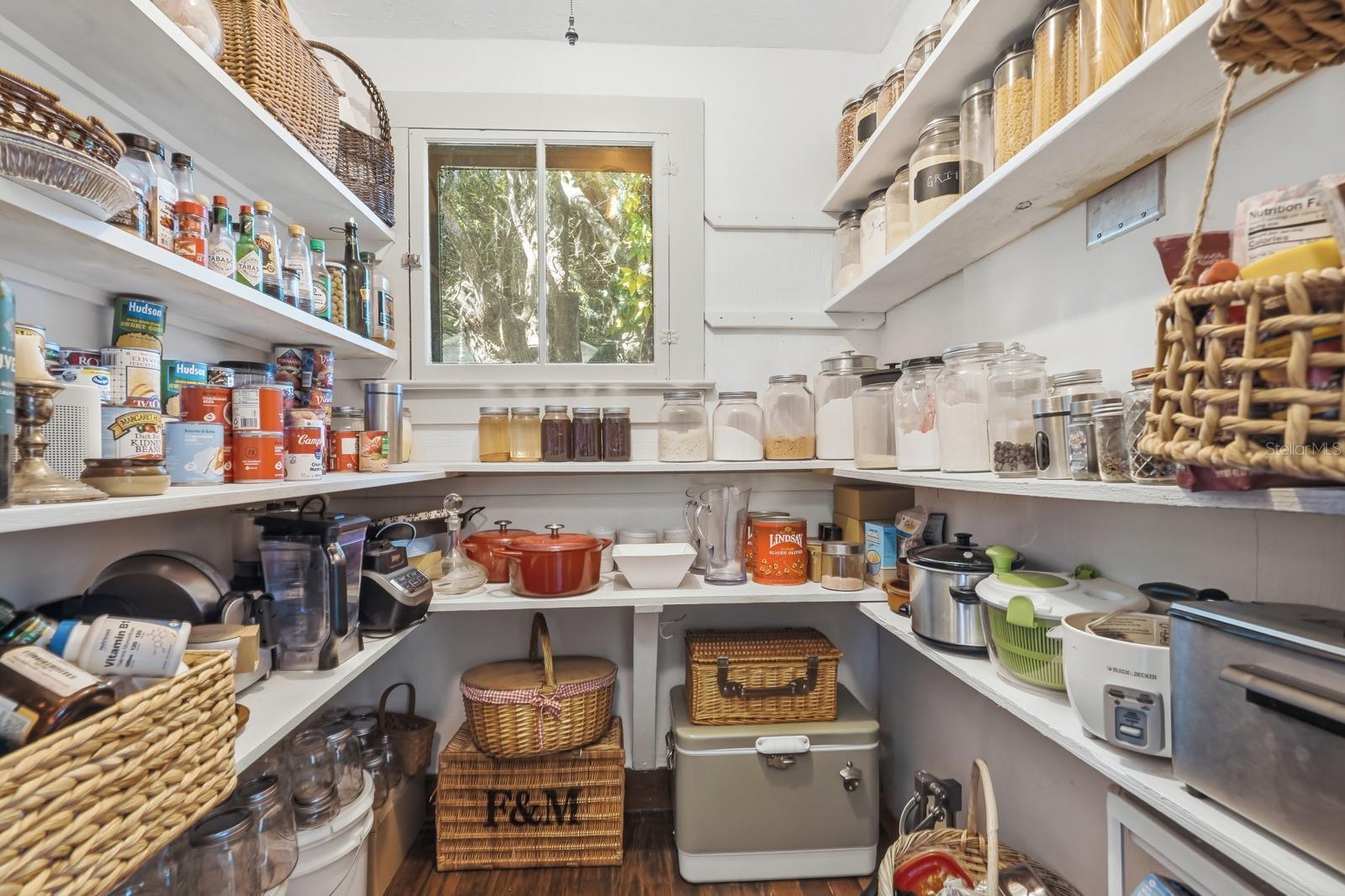 Image 51 of 100 For 266 Drayton Island Road