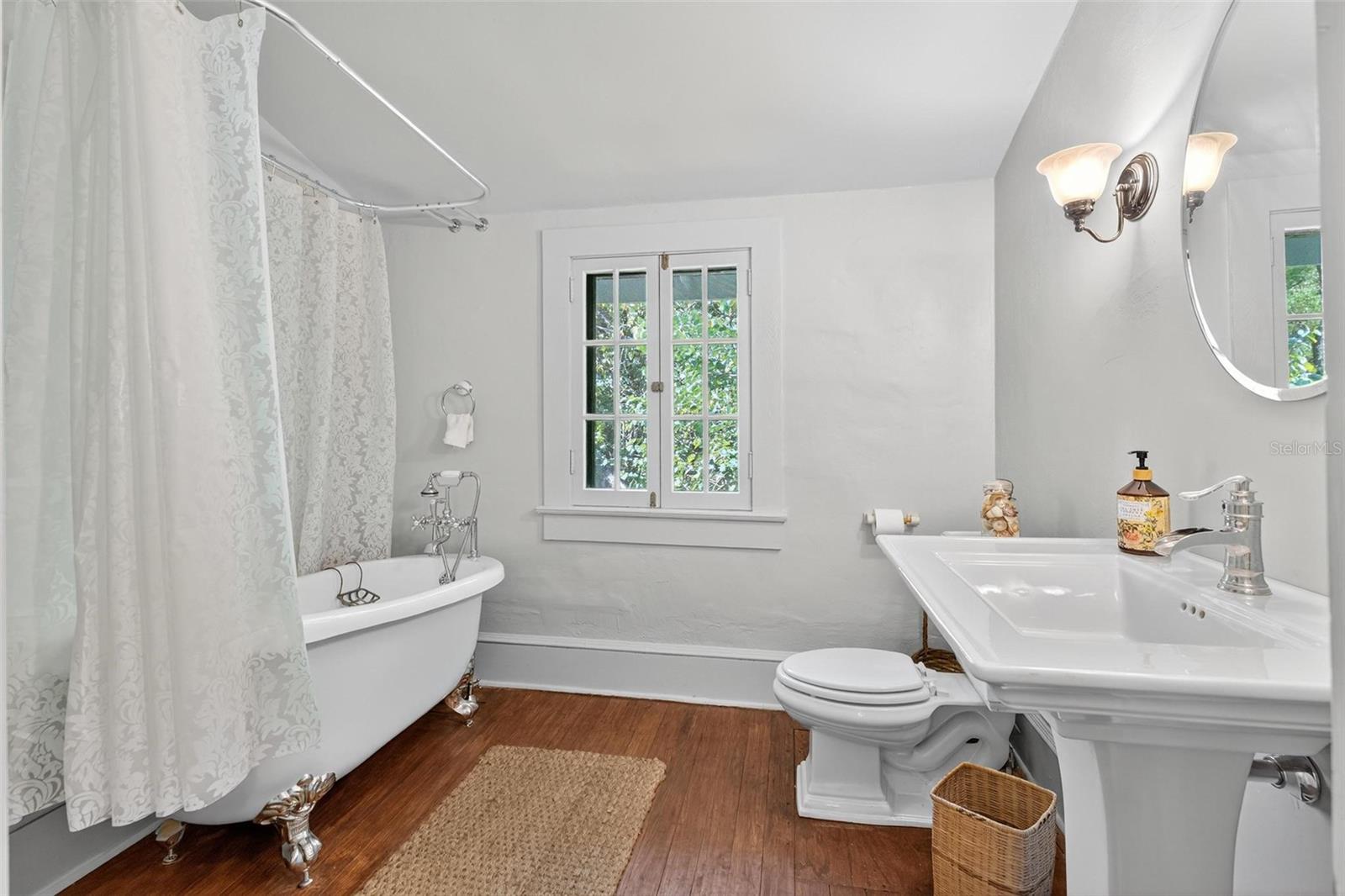 Image 69 of 100 For 266 Drayton Island Road