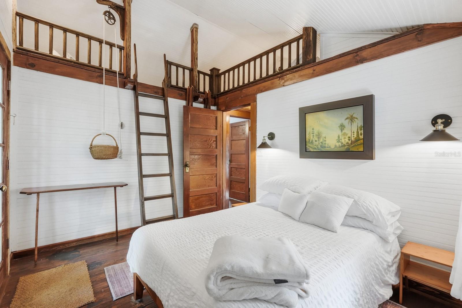 Image 87 of 100 For 266 Drayton Island Road